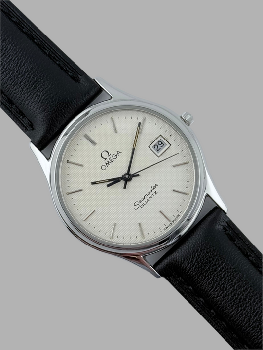 Omega Seamaster Quartz Date - 196.0251 - Waffle Dial - Box and Papers