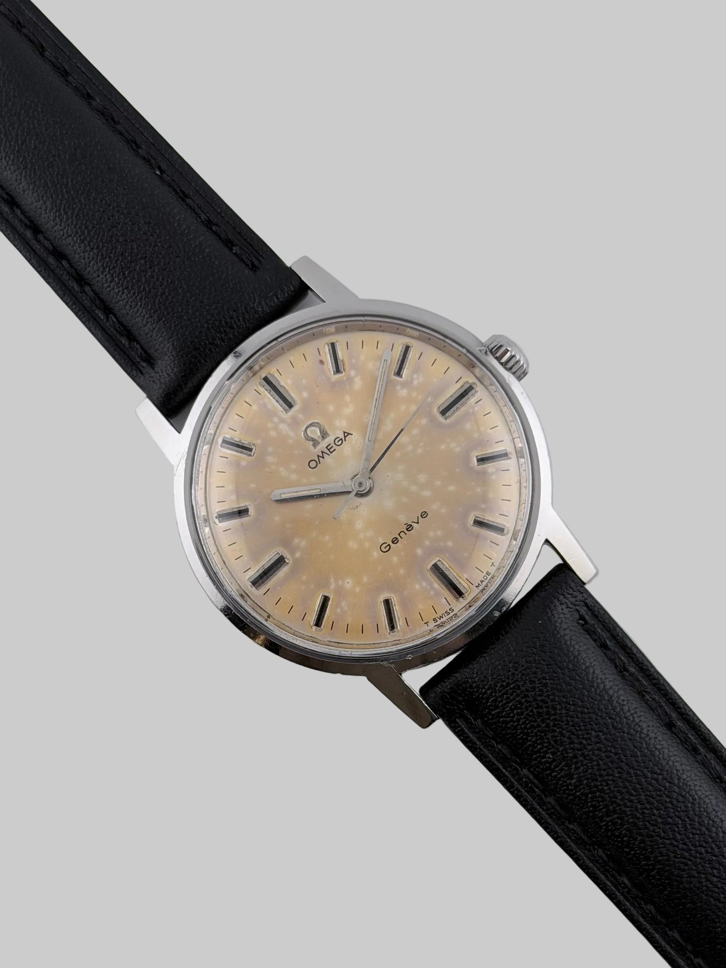 Omega Geneve Manual Wind 135.070 - Patina Dial