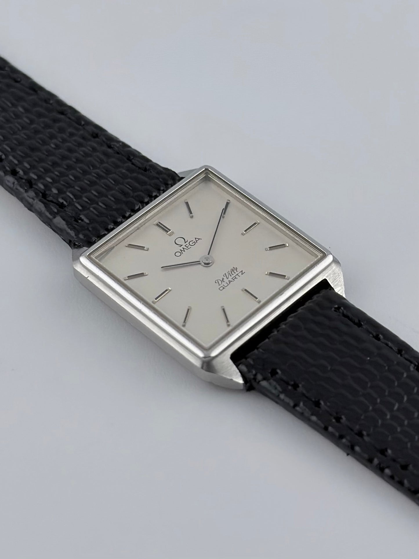 Omega De Ville Quartz 191.0075 - Two-tone Satin Dial - Ladies