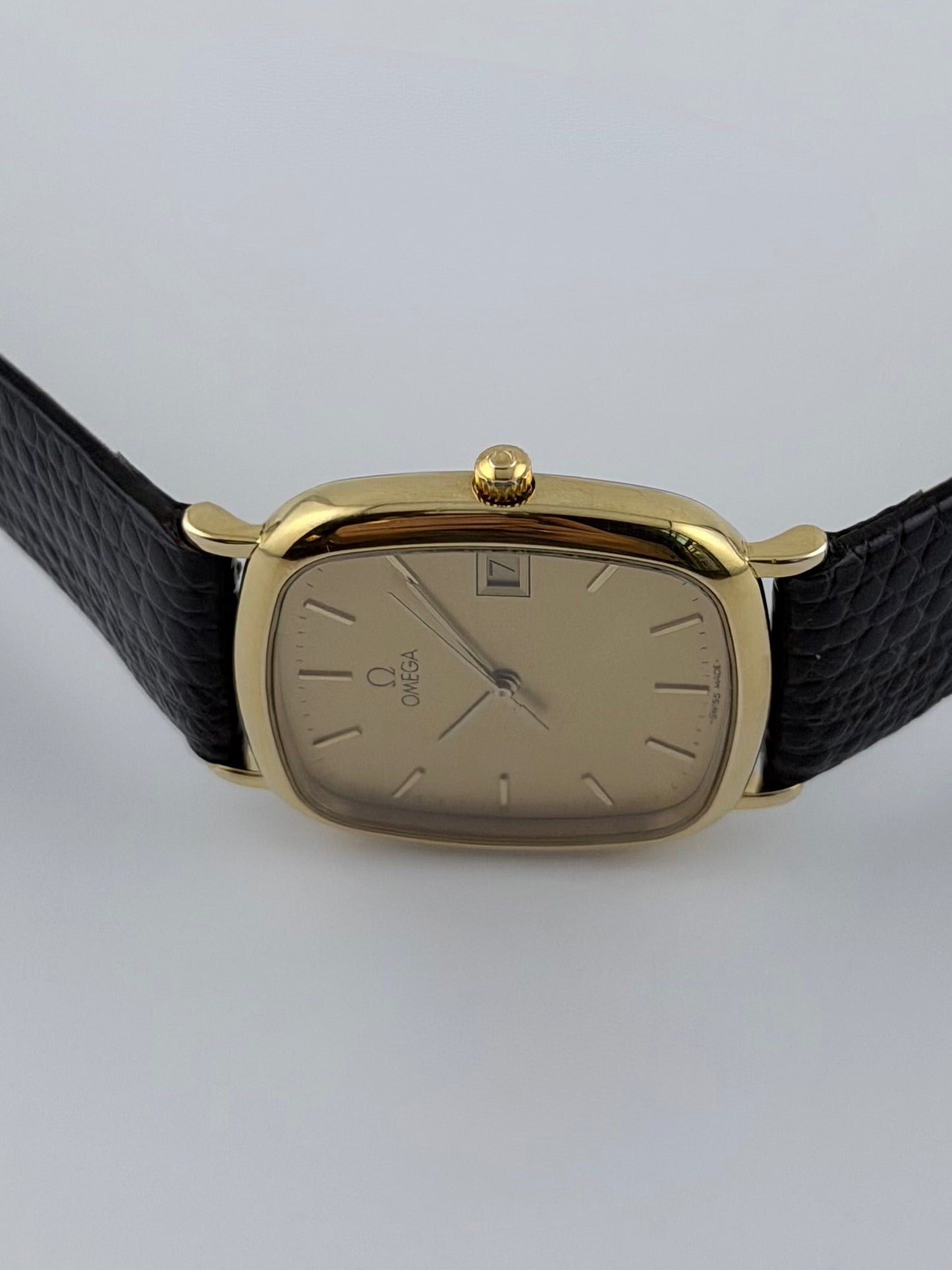 Omega De Ville Quartz Date - 196.0317.1