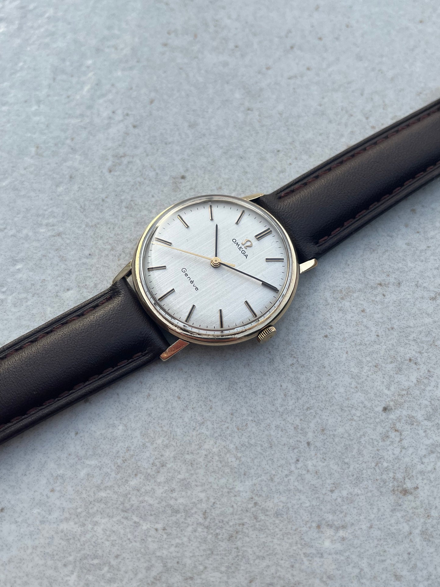Omega Geneve Manual Wind 9ct Gold 131.25016