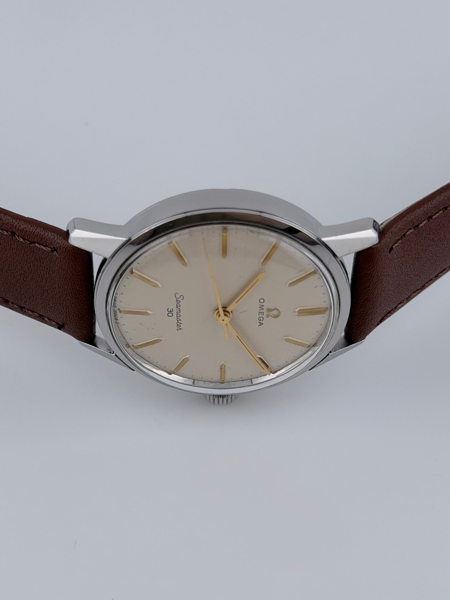 Omega Seamaster 30 Manual Wind 135.007 - Rare linen dial