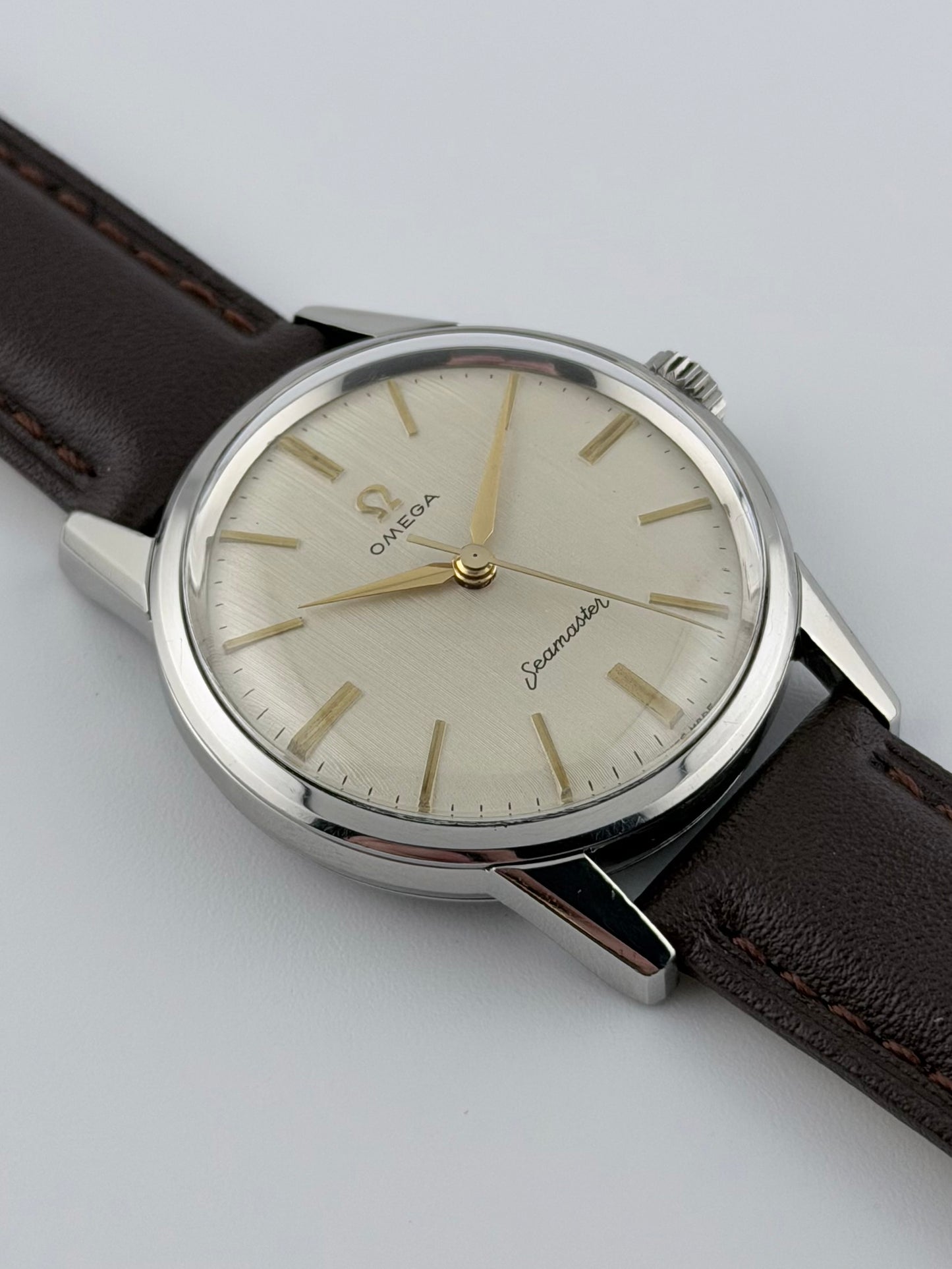 Omega Seamaster 14390 61 SC - Textured Dial