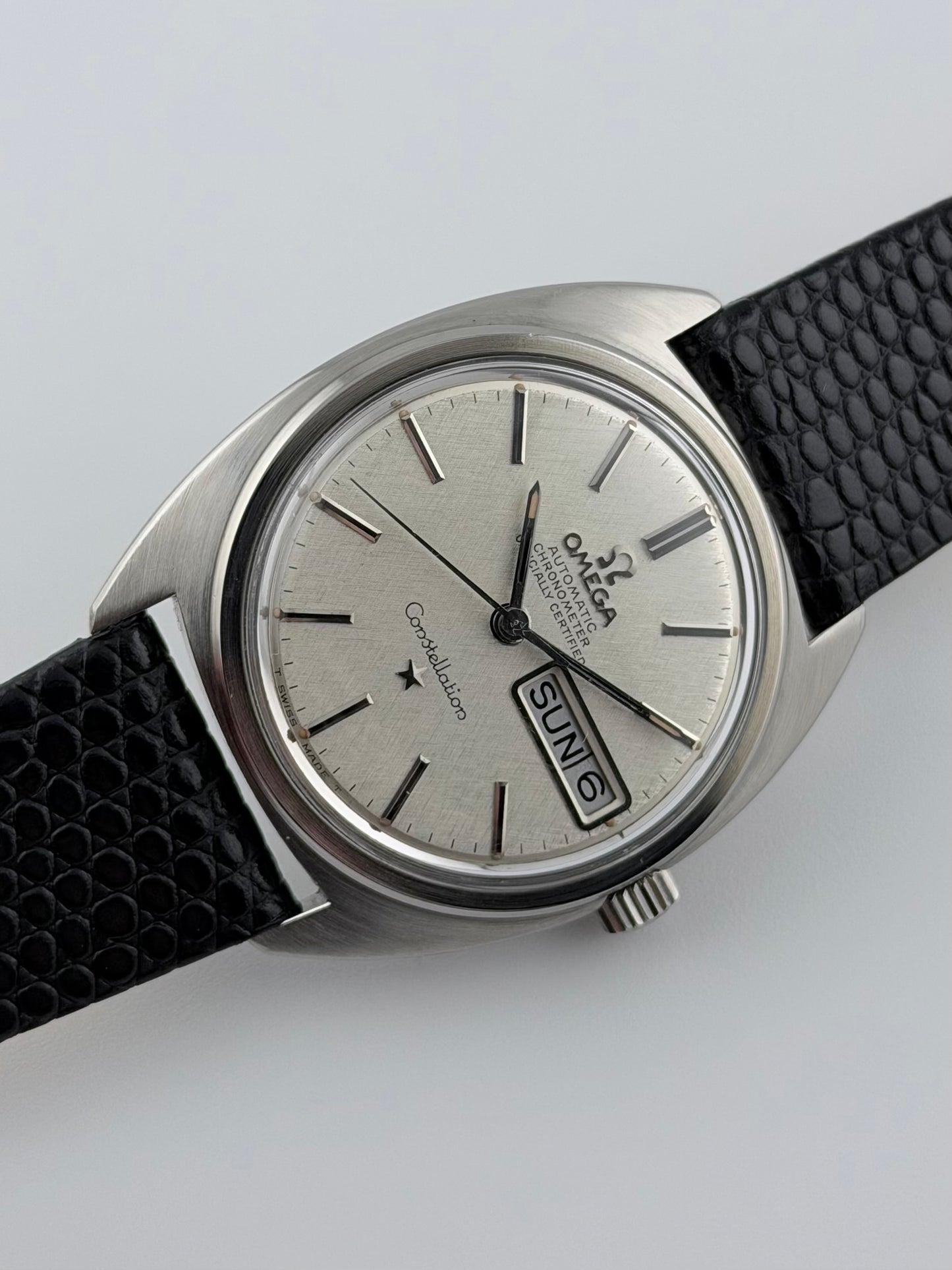 Omega Constellation Chronometer Automatic Day-Date 168.019 - Rare Linen Dial
