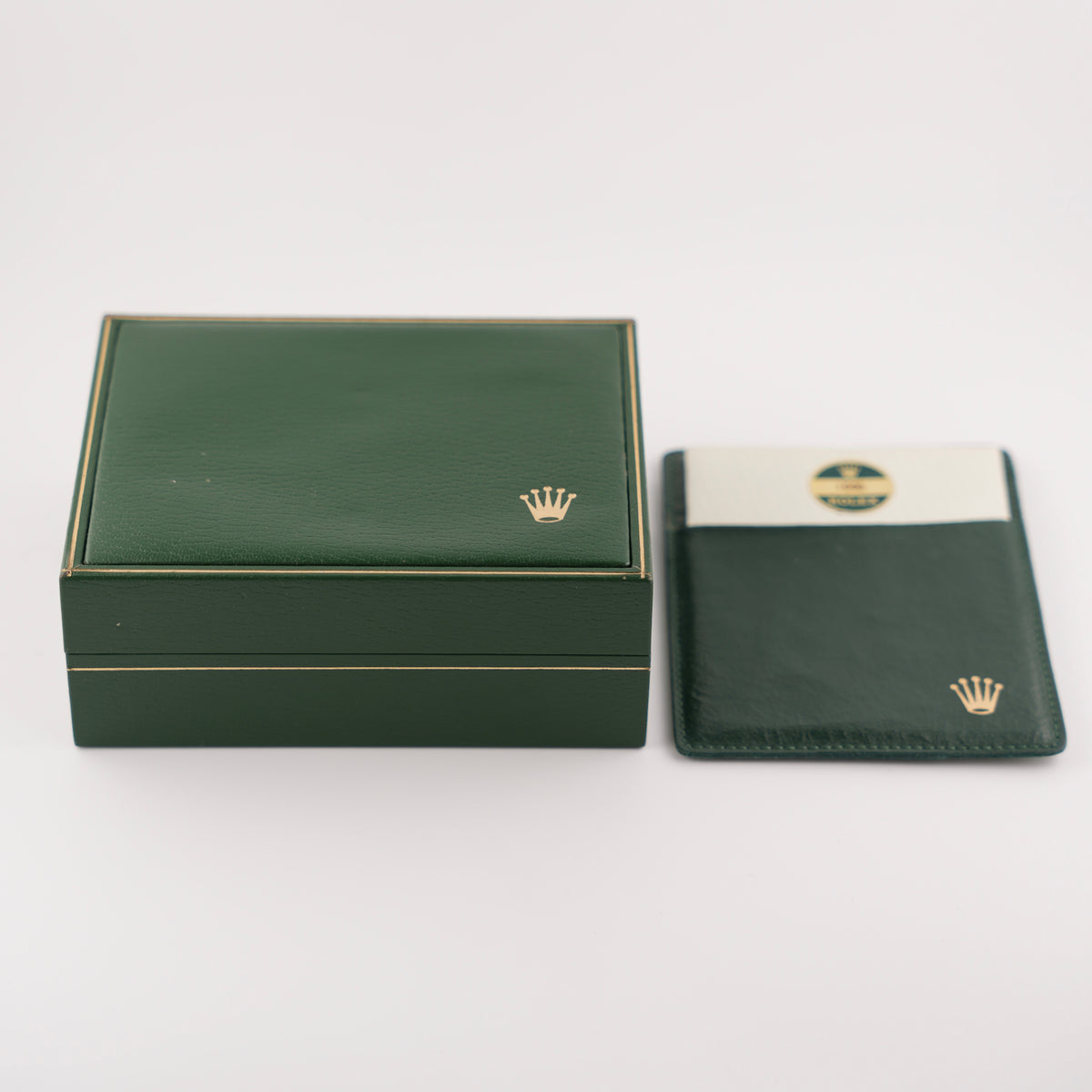 Rolex Oyster Perpetual Automatic - 1005 - 18k Gold - Box and Papers