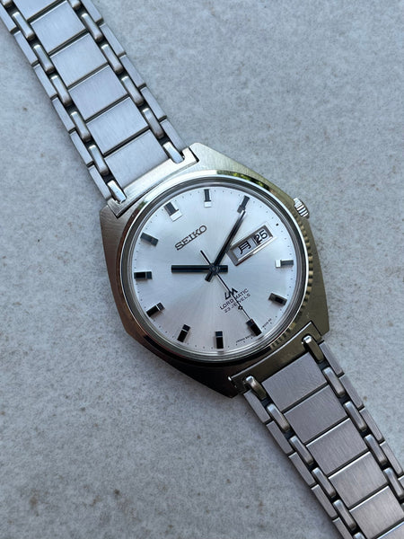 DBC146A9-9E6E-4B69-8B2D-