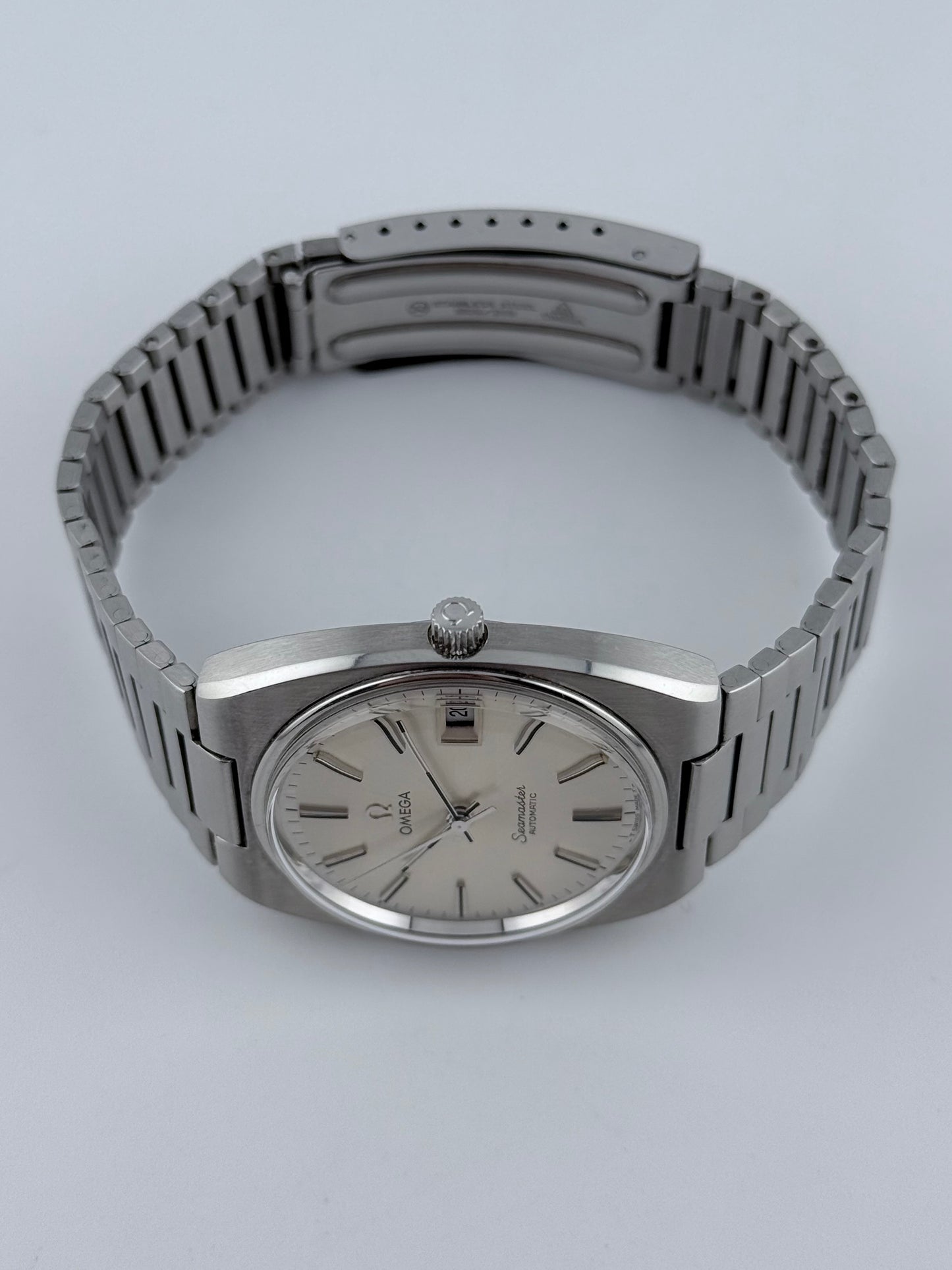 Omega Automatic Date 166.0206.1
