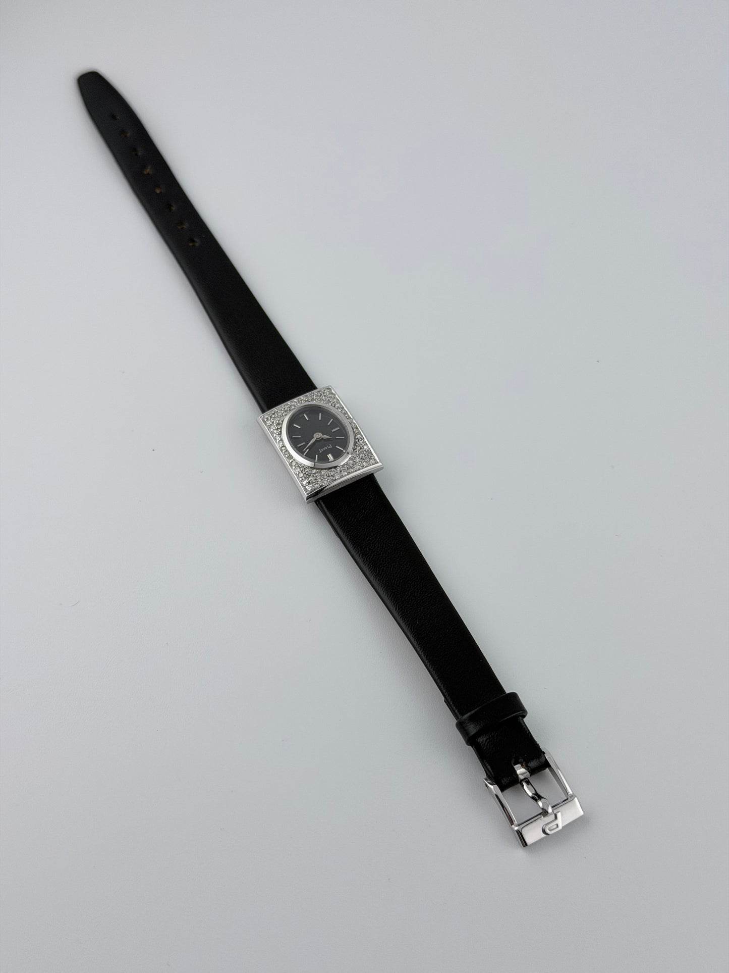 Piaget Manual Wind 18kt White Gold Factory Pavé Set - 3816E - Ladies