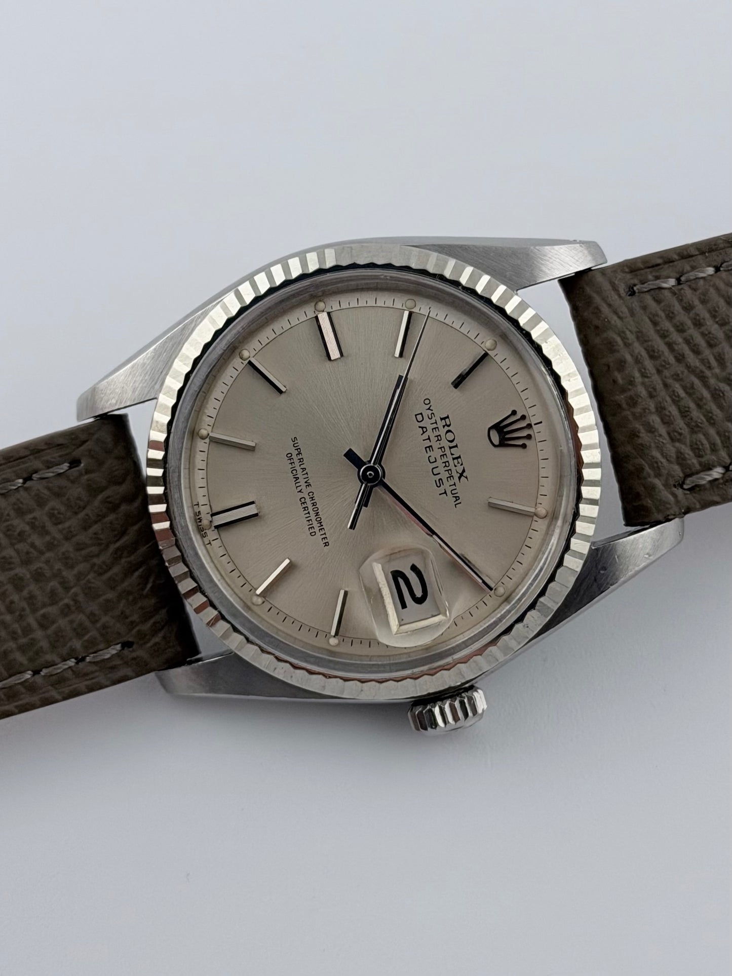 Rolex Datejust Oyster Perpetual Automatic - 1601 - Sunburst Dial