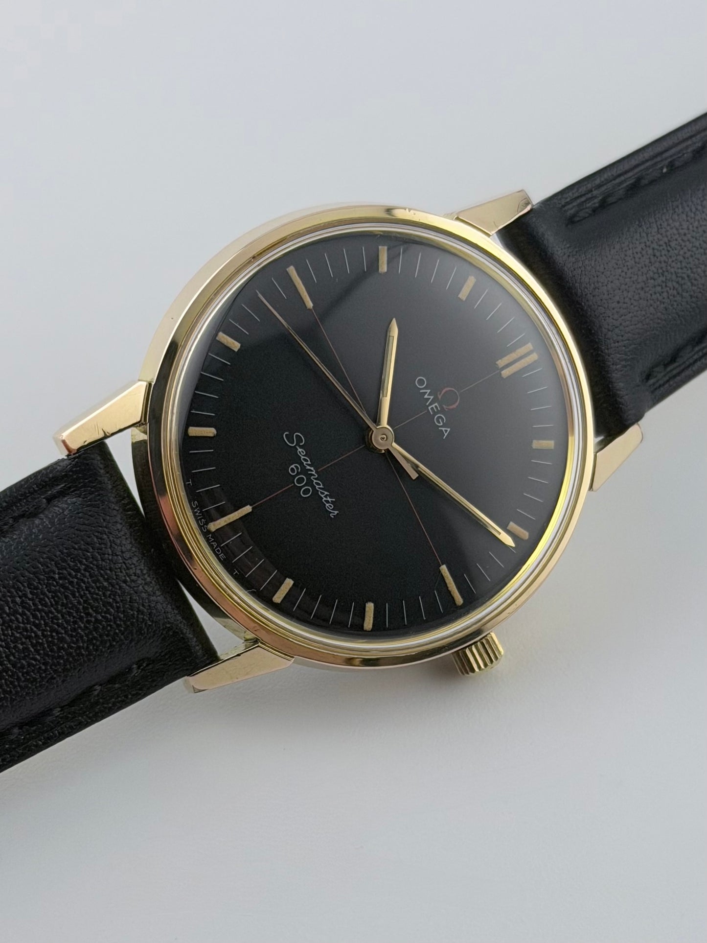 Omega Seamaster 600 Manual Wind - 135.011 - Technical Dial - Ultra Rare!