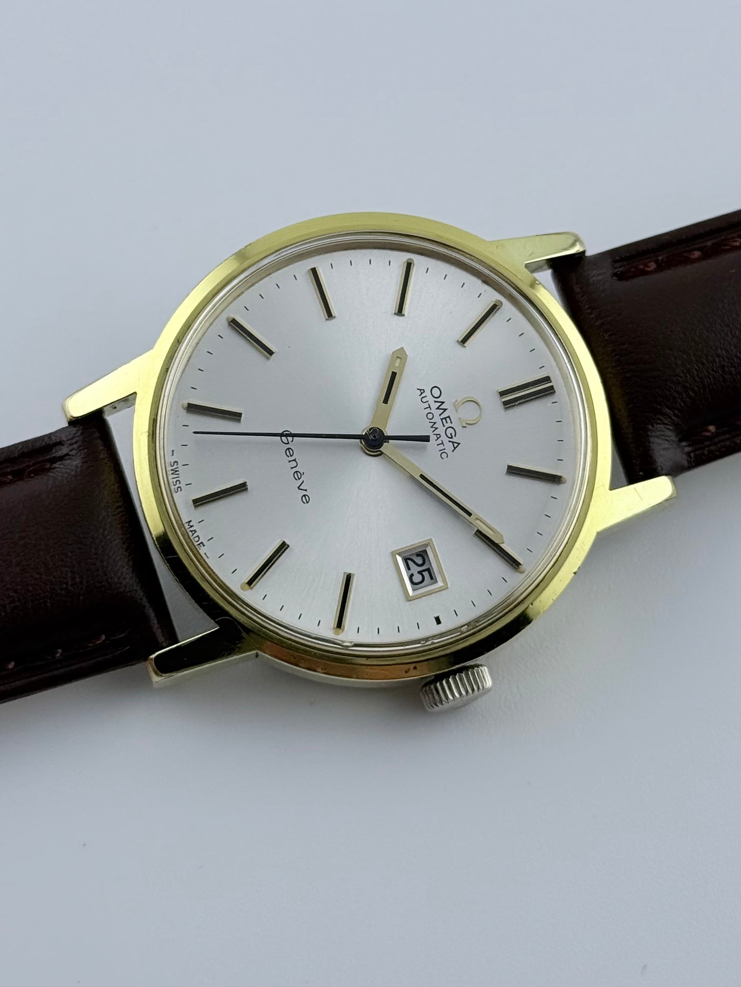 Omega Geneve Automatic Date 166.0098 - Sunburst Dial