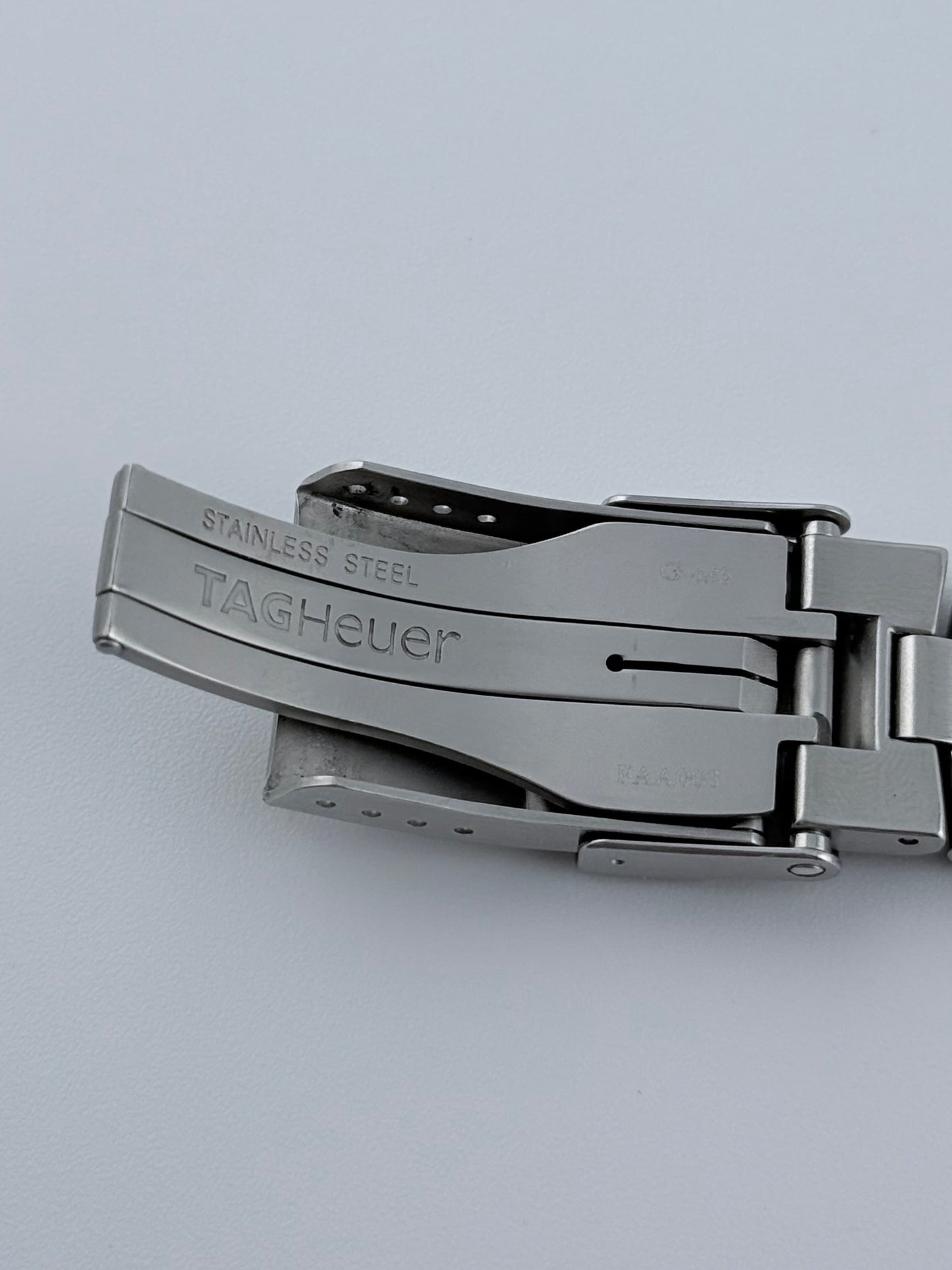 Tag Heuer Professional 200m Chronograph - CN1111