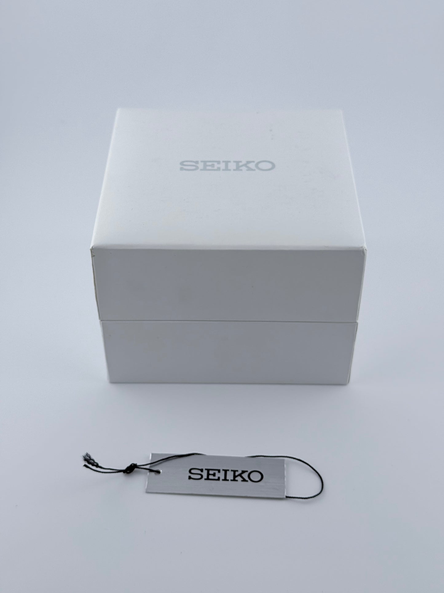 Seiko 5 Automatic 7S26-0480 - Blue Dial - Box and Hang Tag.