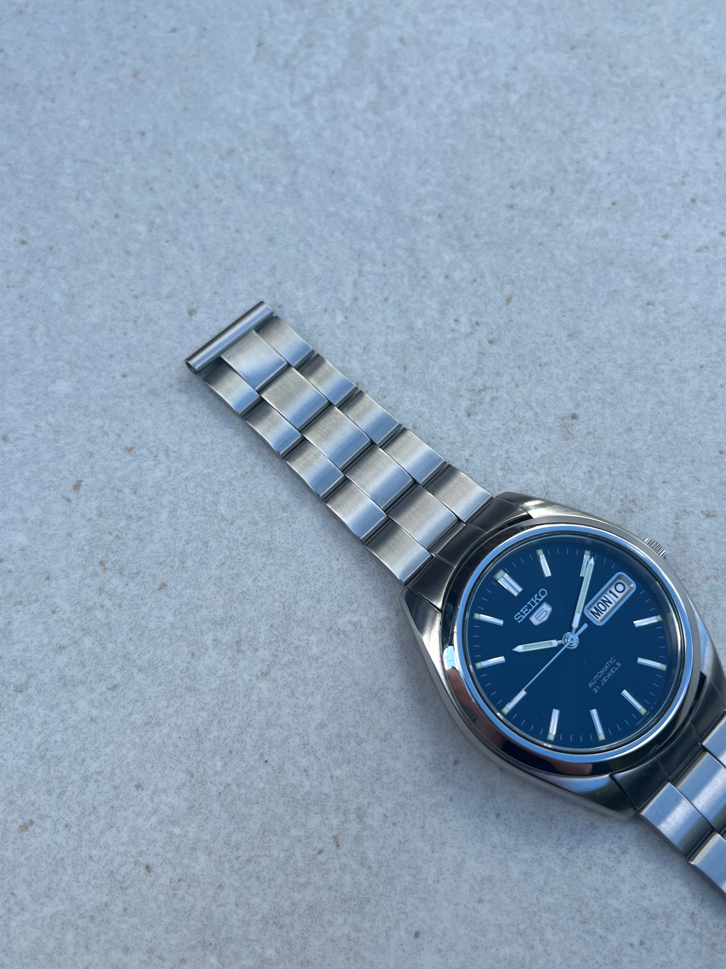 Seiko 5 Automatic 7S26-0060 – The Wrist Watcher