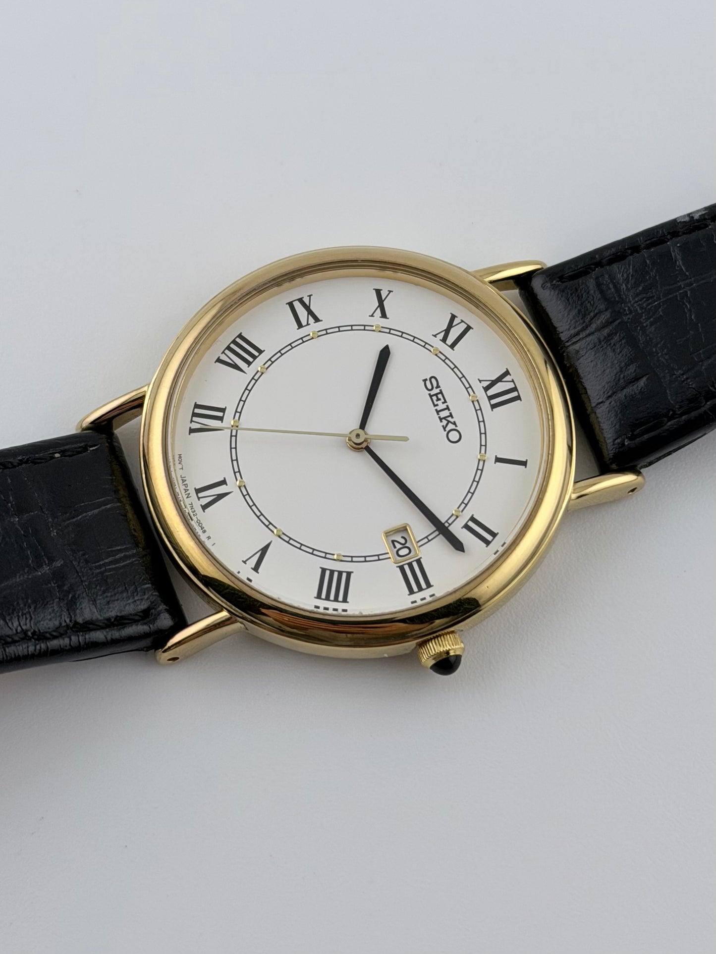 Seiko Quartz - 7N32-0C10