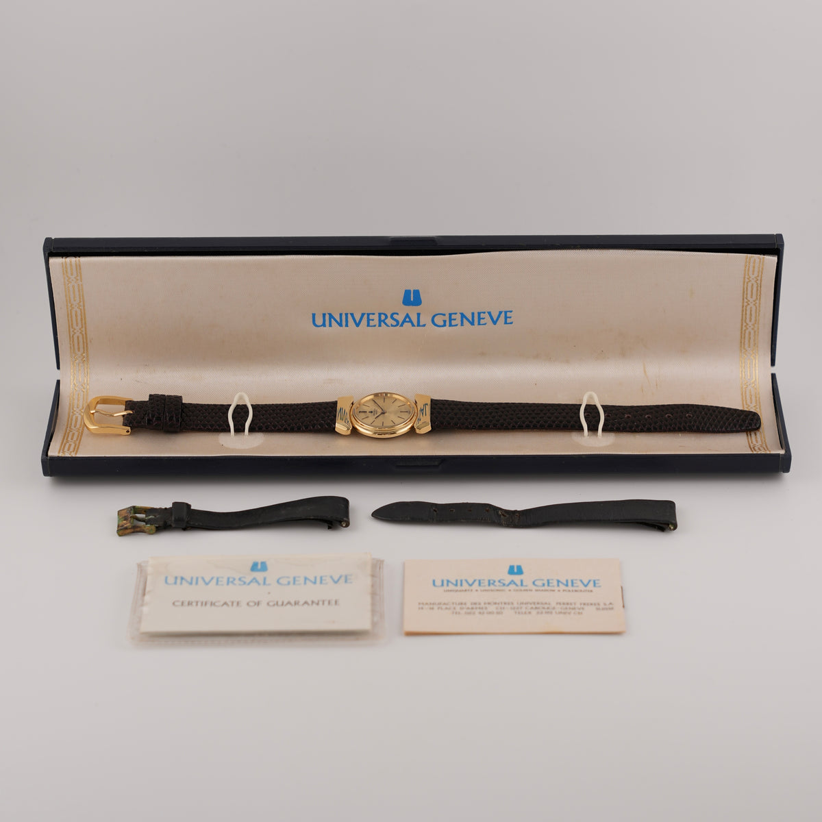 Universal Geneve 542678 - Ladies - Unique Convertible Lugs! - Box and Papers