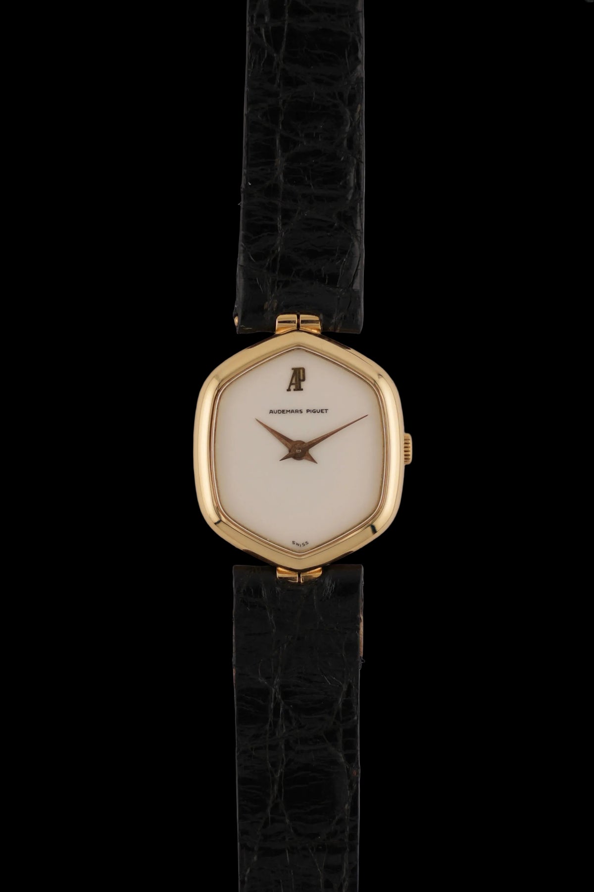 Audemars Piguet Manual Wind BA5895 - 18ct Gold - Ultra Slim - RARE -Exeptional SET!!