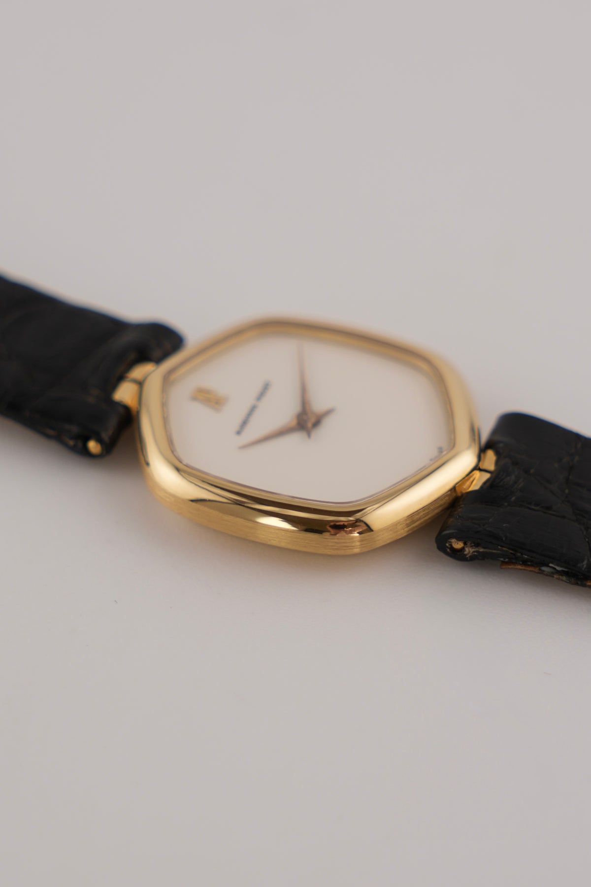 Audemars Piguet Manual Wind BA5895 - 18ct Gold - Ultra Slim - RARE -Exeptional SET!!