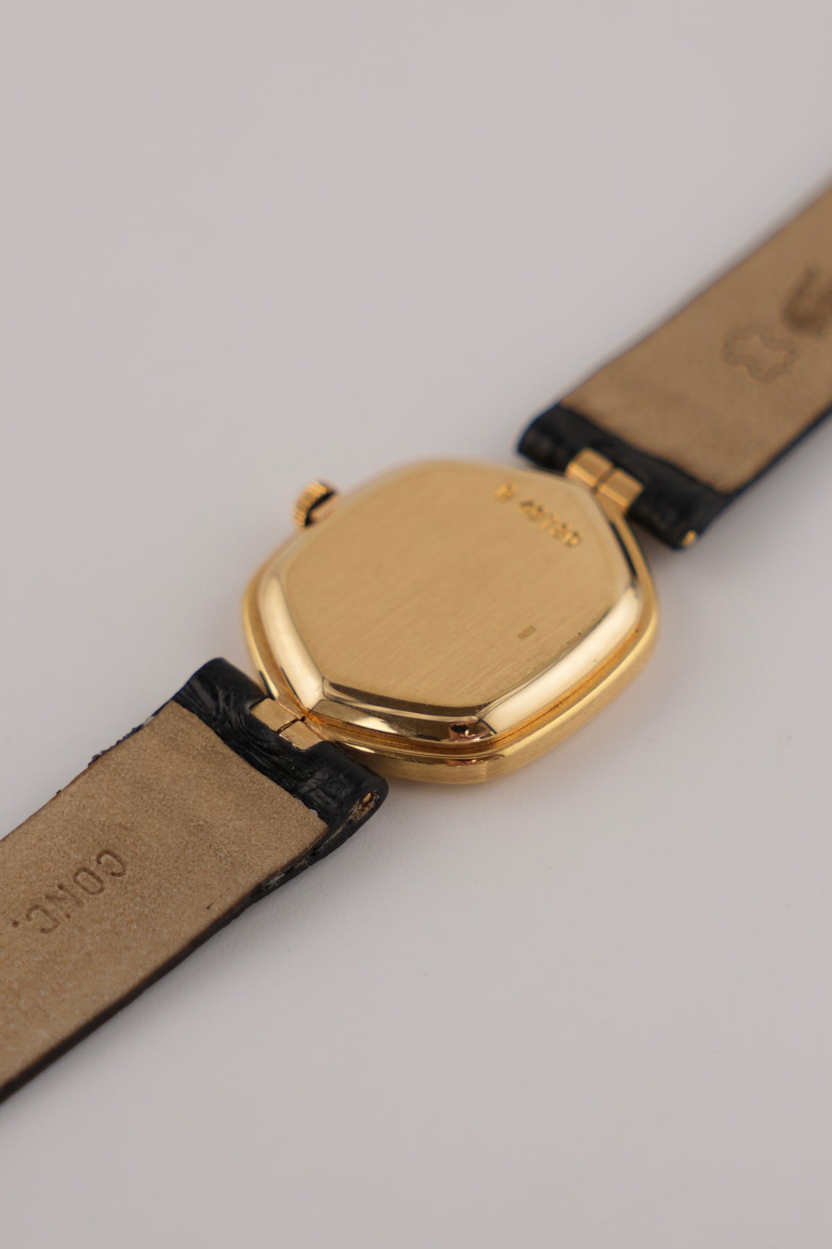 Audemars Piguet Manual Wind BA5895 - 18ct Gold - Ultra Slim - RARE -Exeptional SET!!