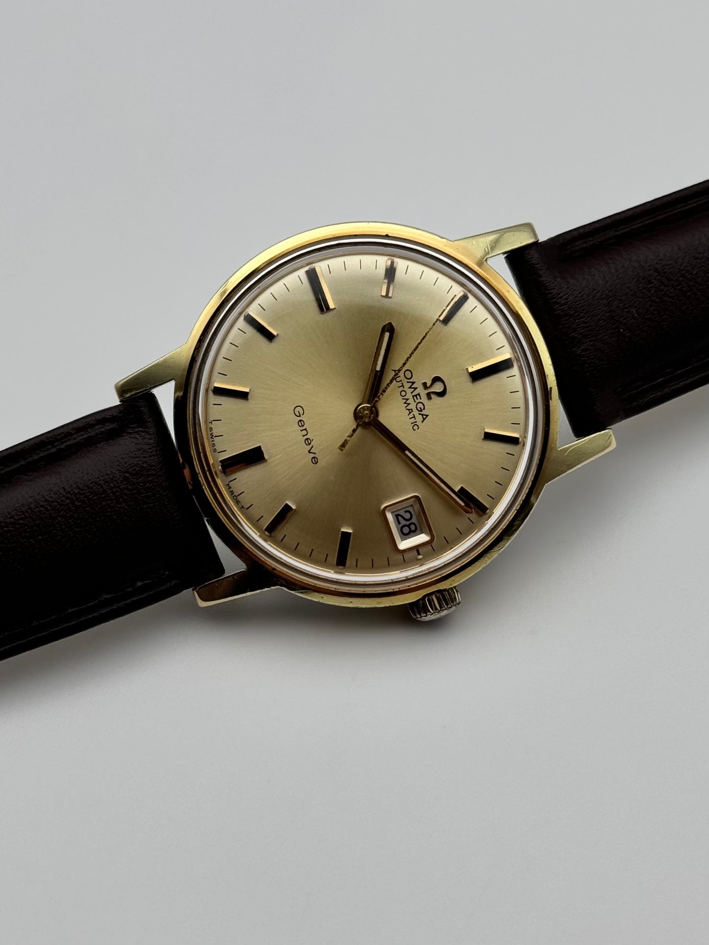 Omega Geneve Automatic Date 166.070