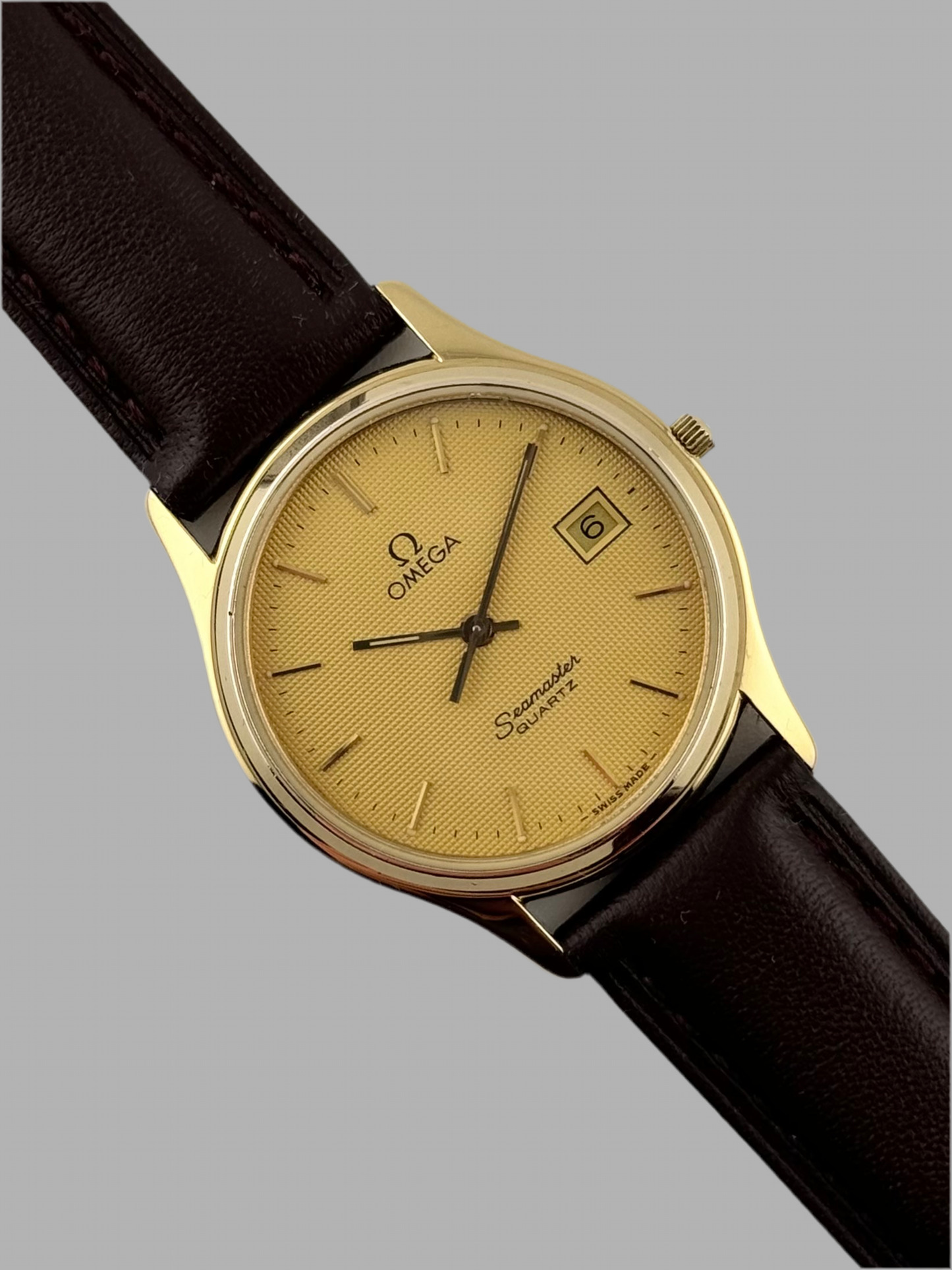 Omega Seamaster Quartz Date 196.0251 - Waffle Dial