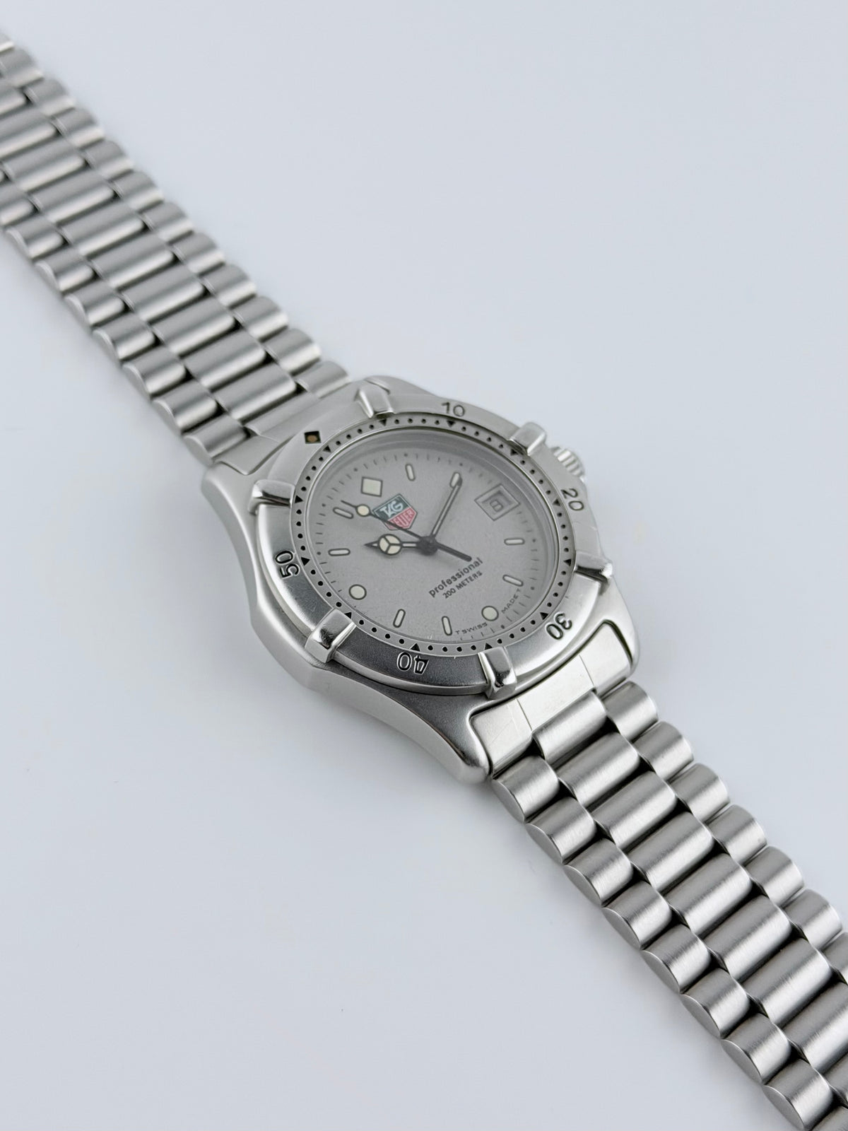 Tag Heuer Professional 200 Quartz Date - 962.213
