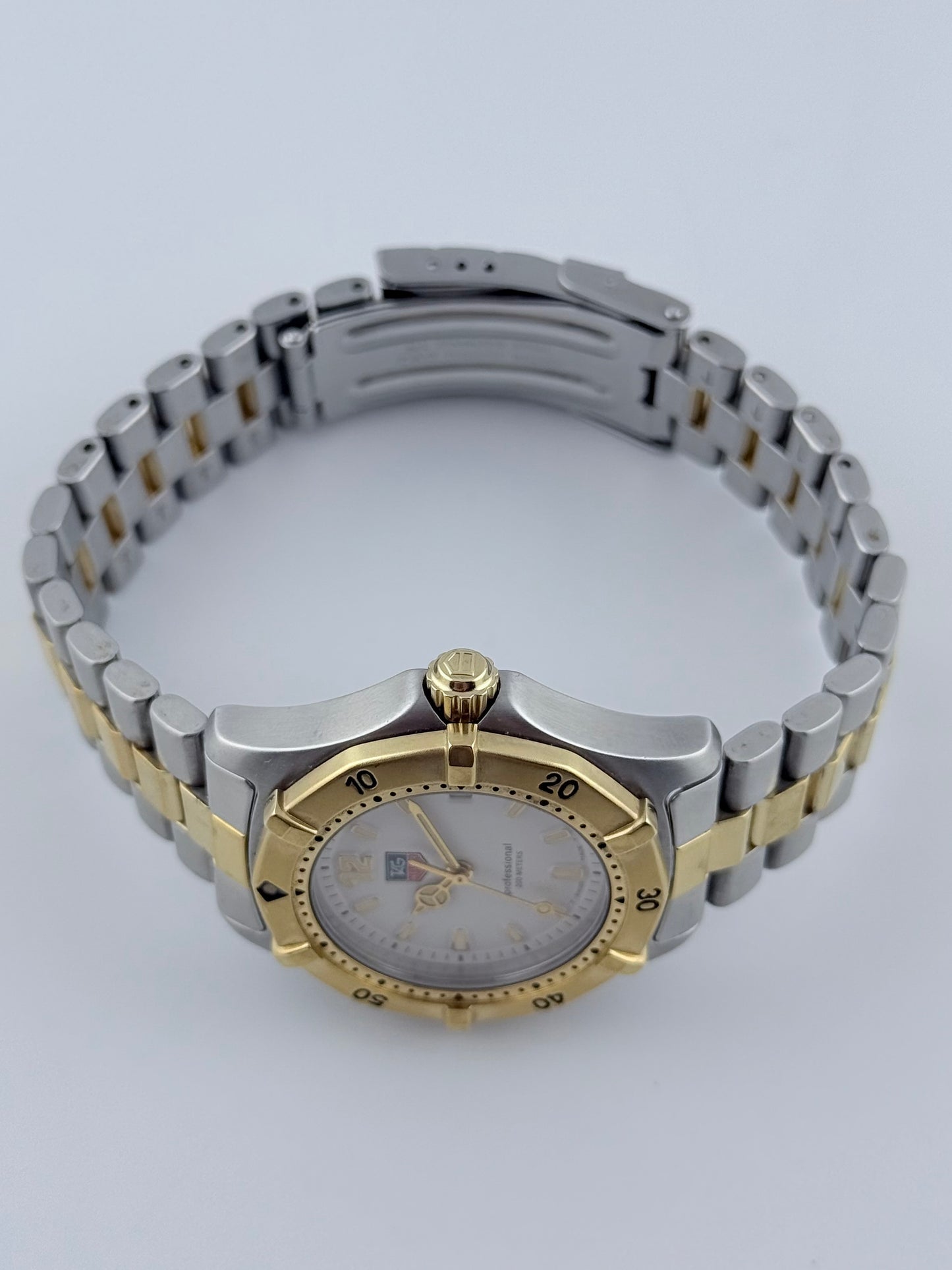 Tag Heuer Professional 200 Quartz Date - WK1220
