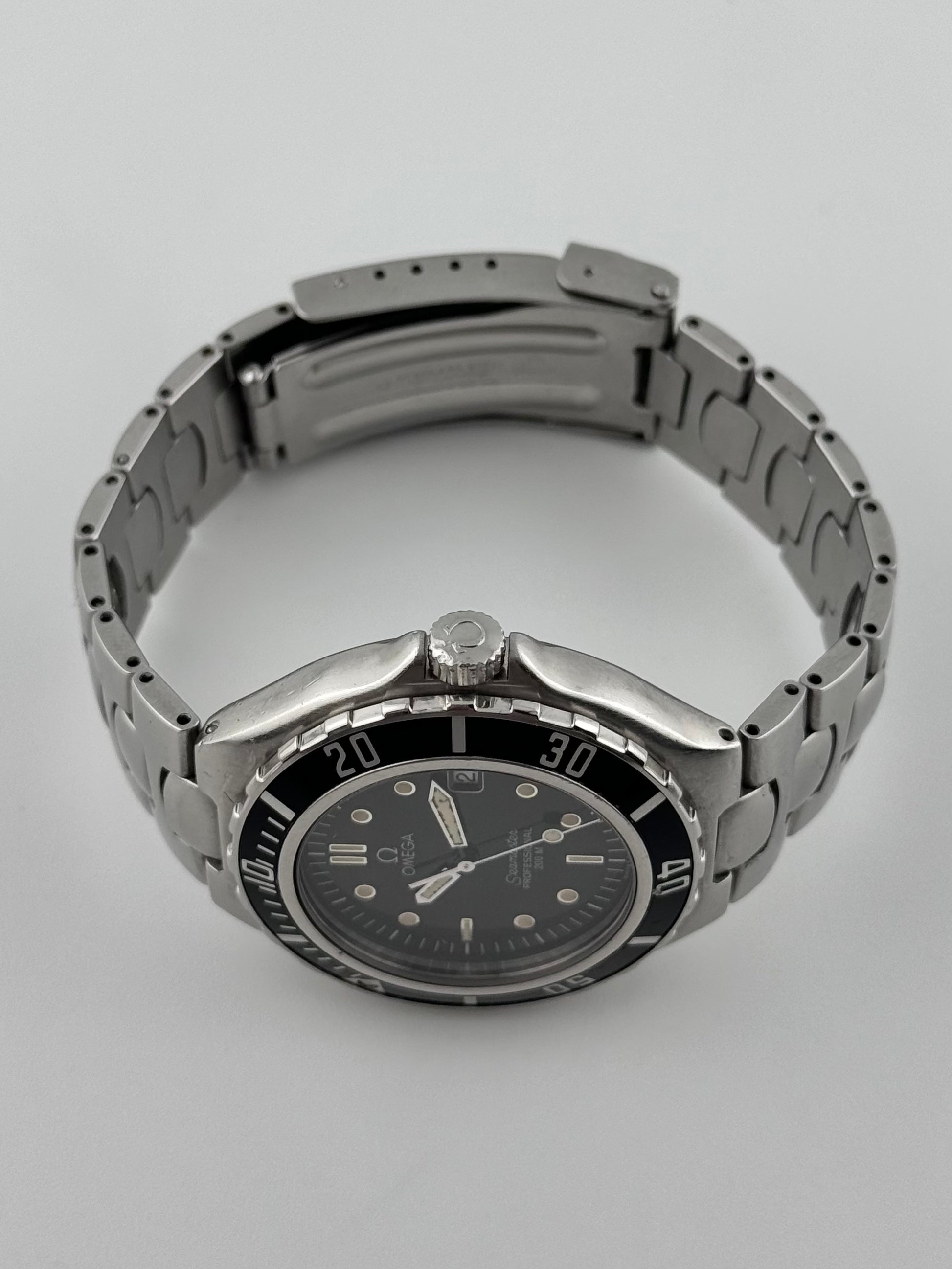 Omega Seamaster 200 Quartz Pre Bond