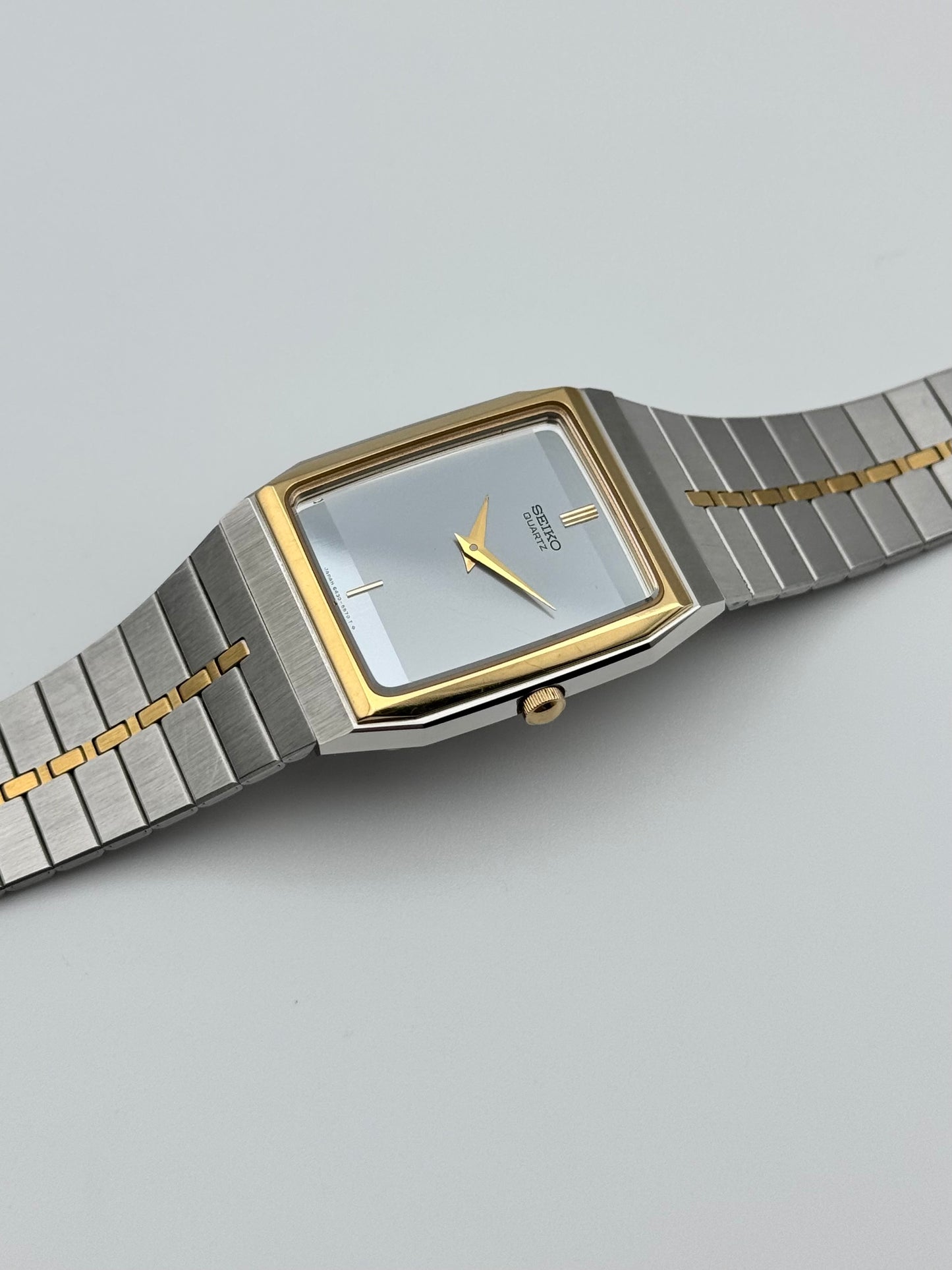 Seiko Tank Quartz 6430-5310