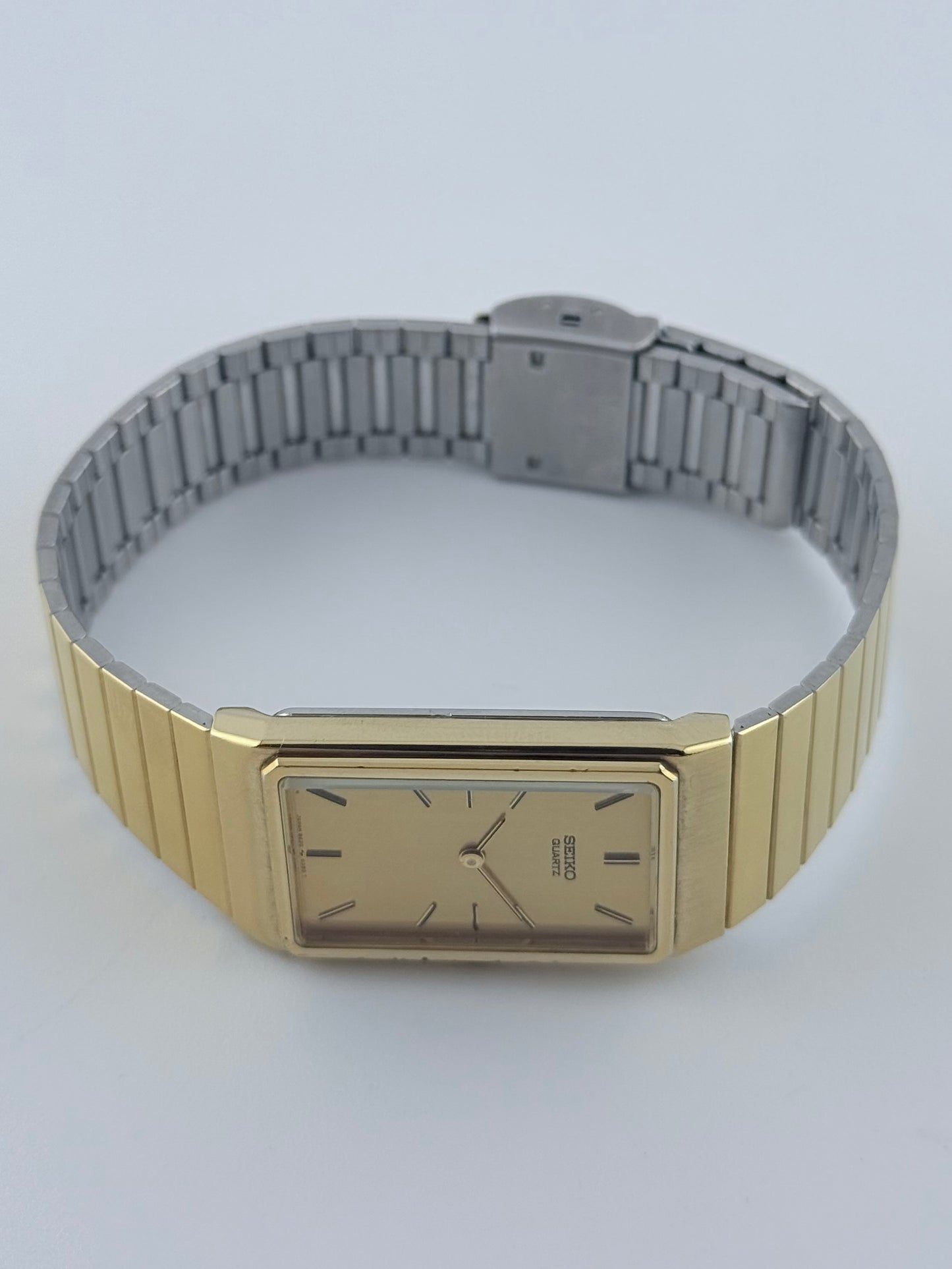 Seiko Tank Quartz 8620-5180 with original Box & Purchase Papers