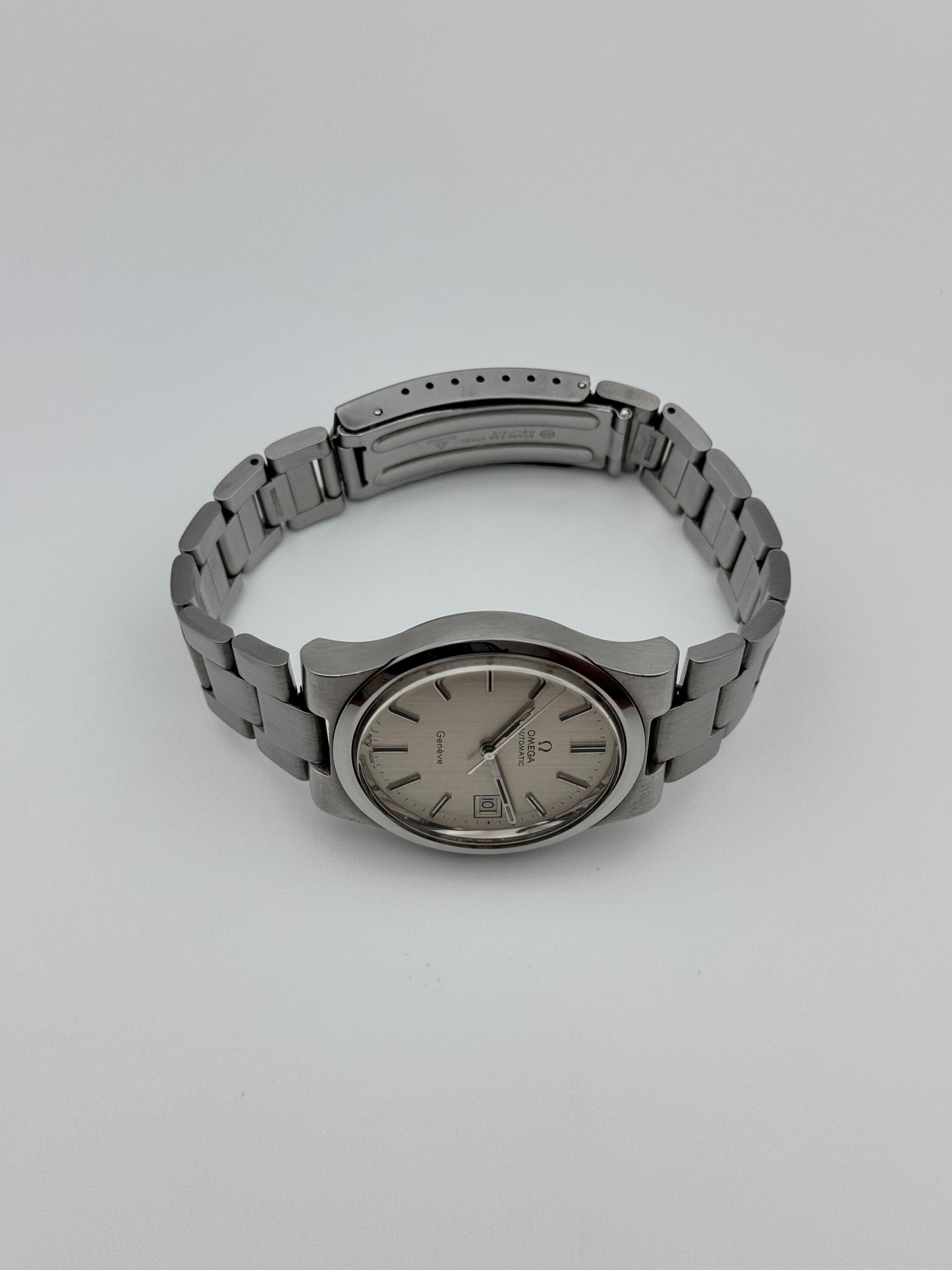 Omega Geneve Automatic Date 166.0173