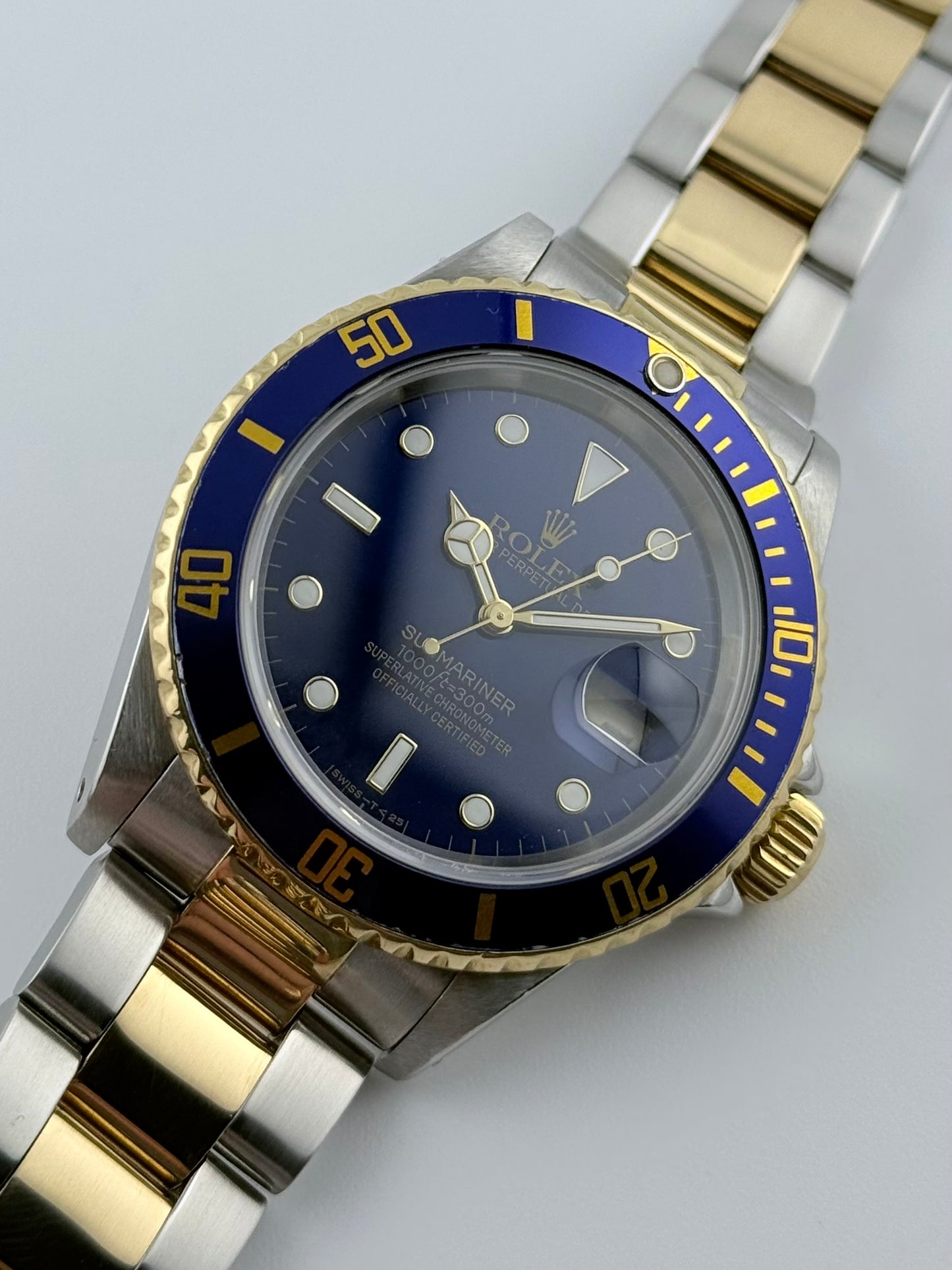 Rolex Oyster Perpetual Submariner Date - 16613 - Original Box