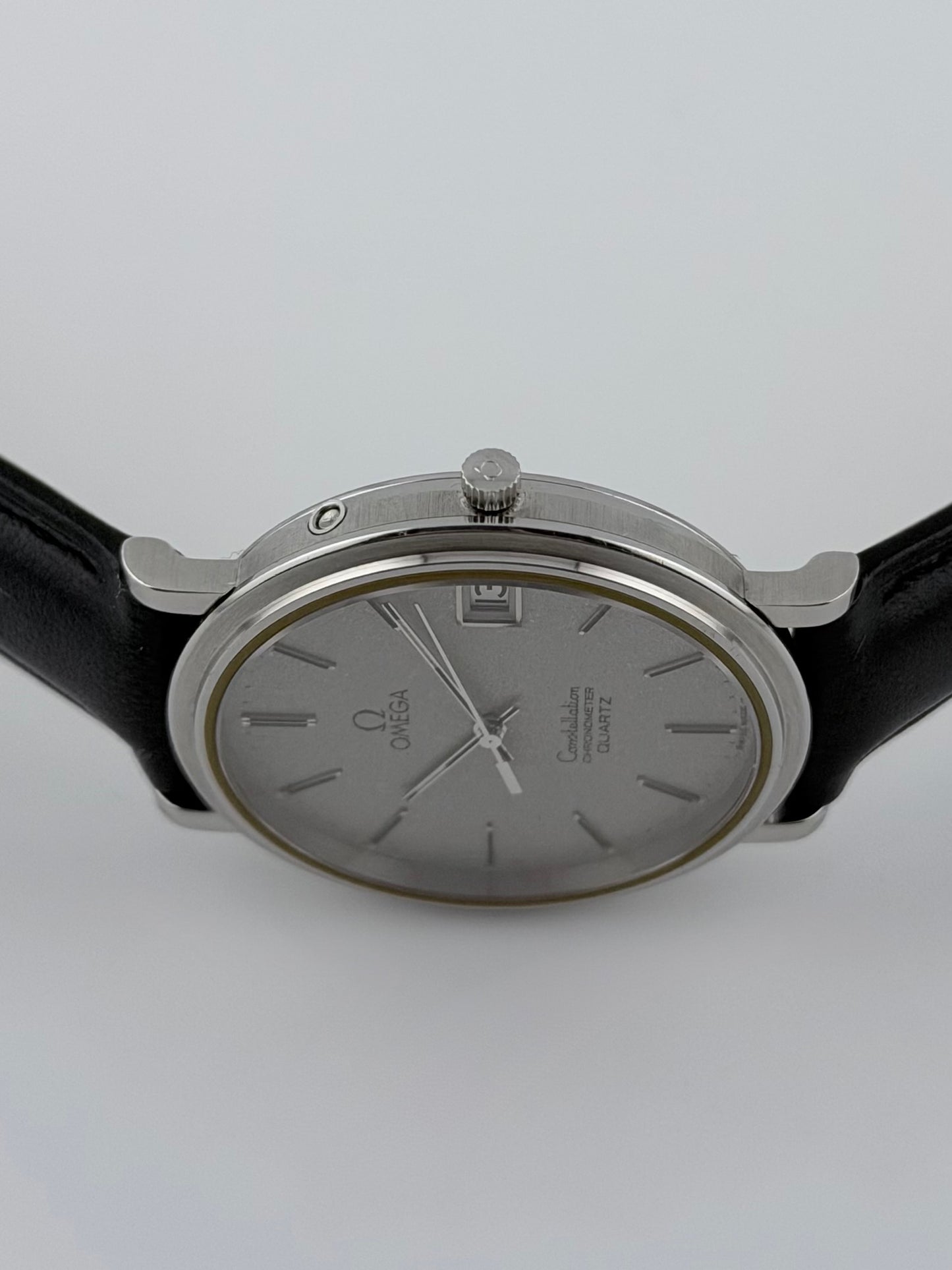 Omega Constellation Chronometer Quartz Date - 198.0126 - Stardust Dial
