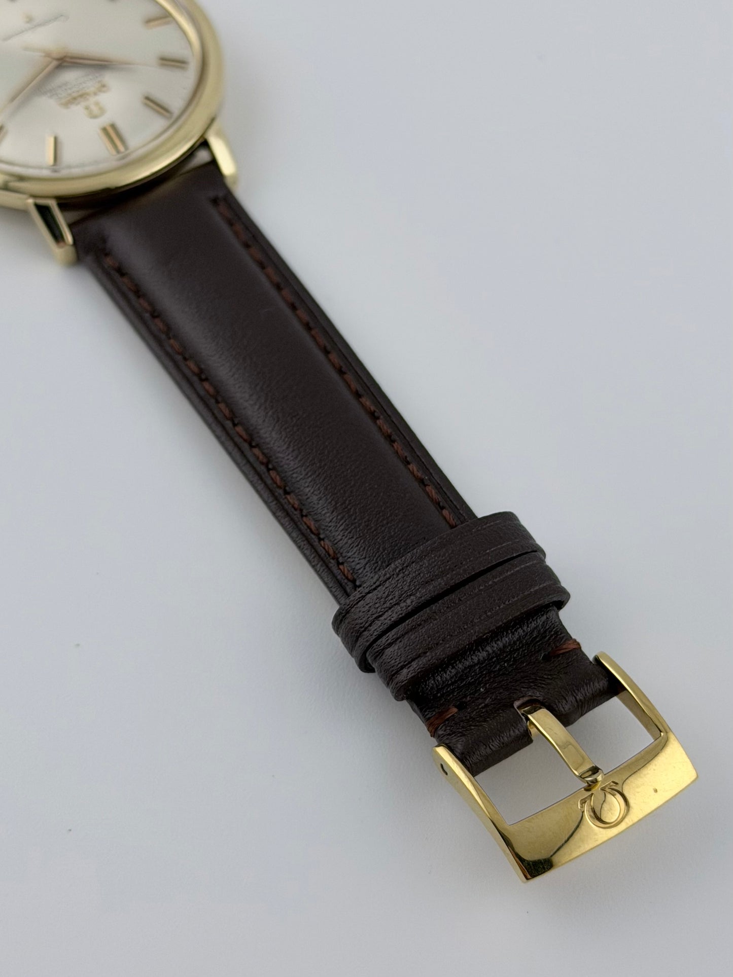 Omega Constellation Chronometer Date 168.500-4 - 18ct Gold