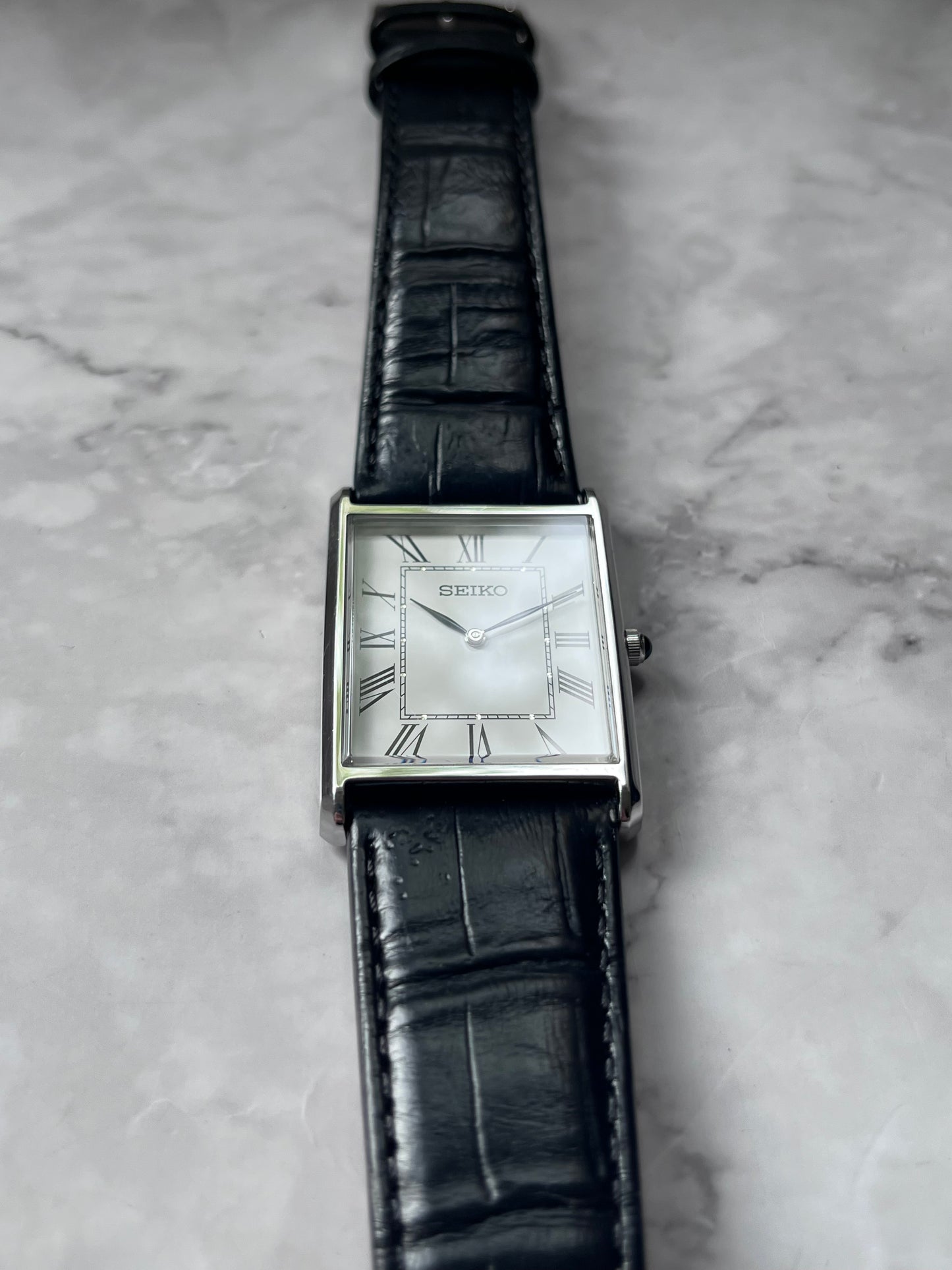 Seiko Tank Quartz 4N30-00G0