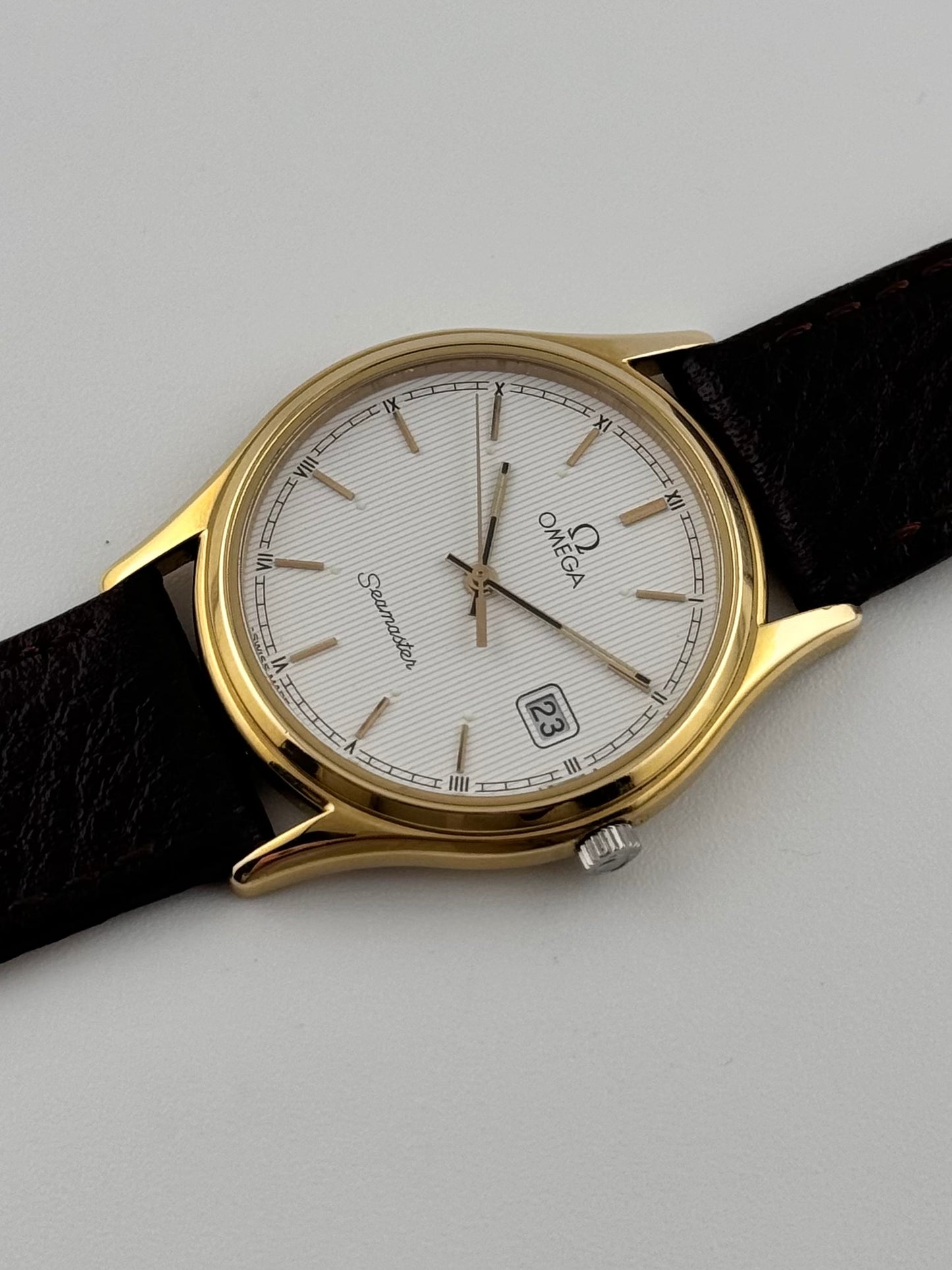 Omega Seamaster Quartz 196.0251 Linen-stripe Dial