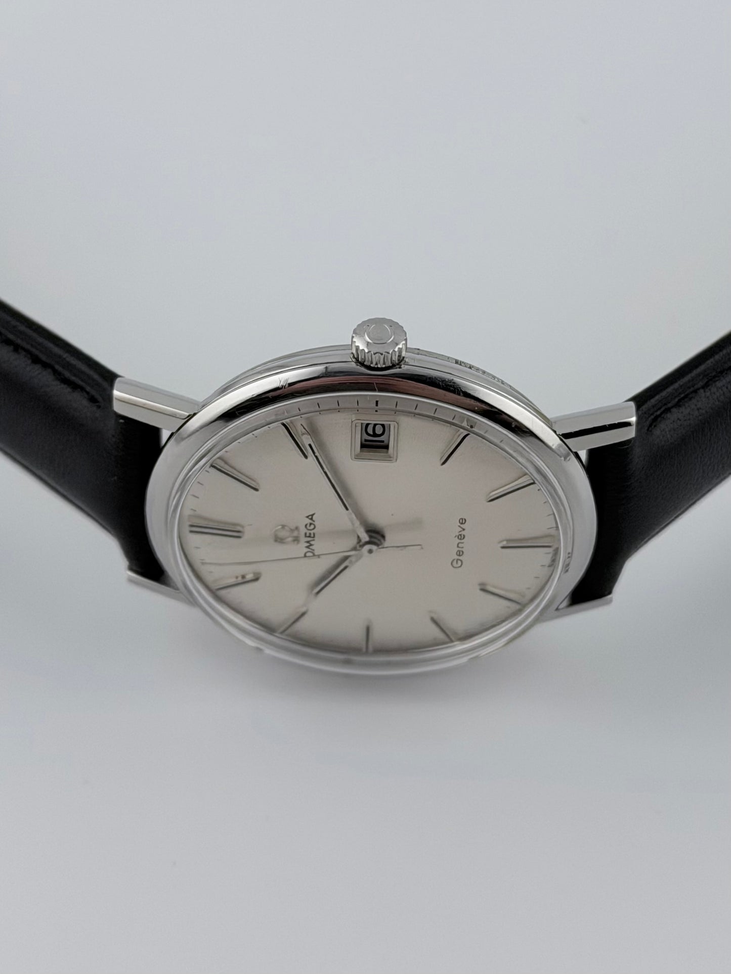 Omega Geneve Manual Wind 131.019 - Complete Set! - Box, Wallet, Papers