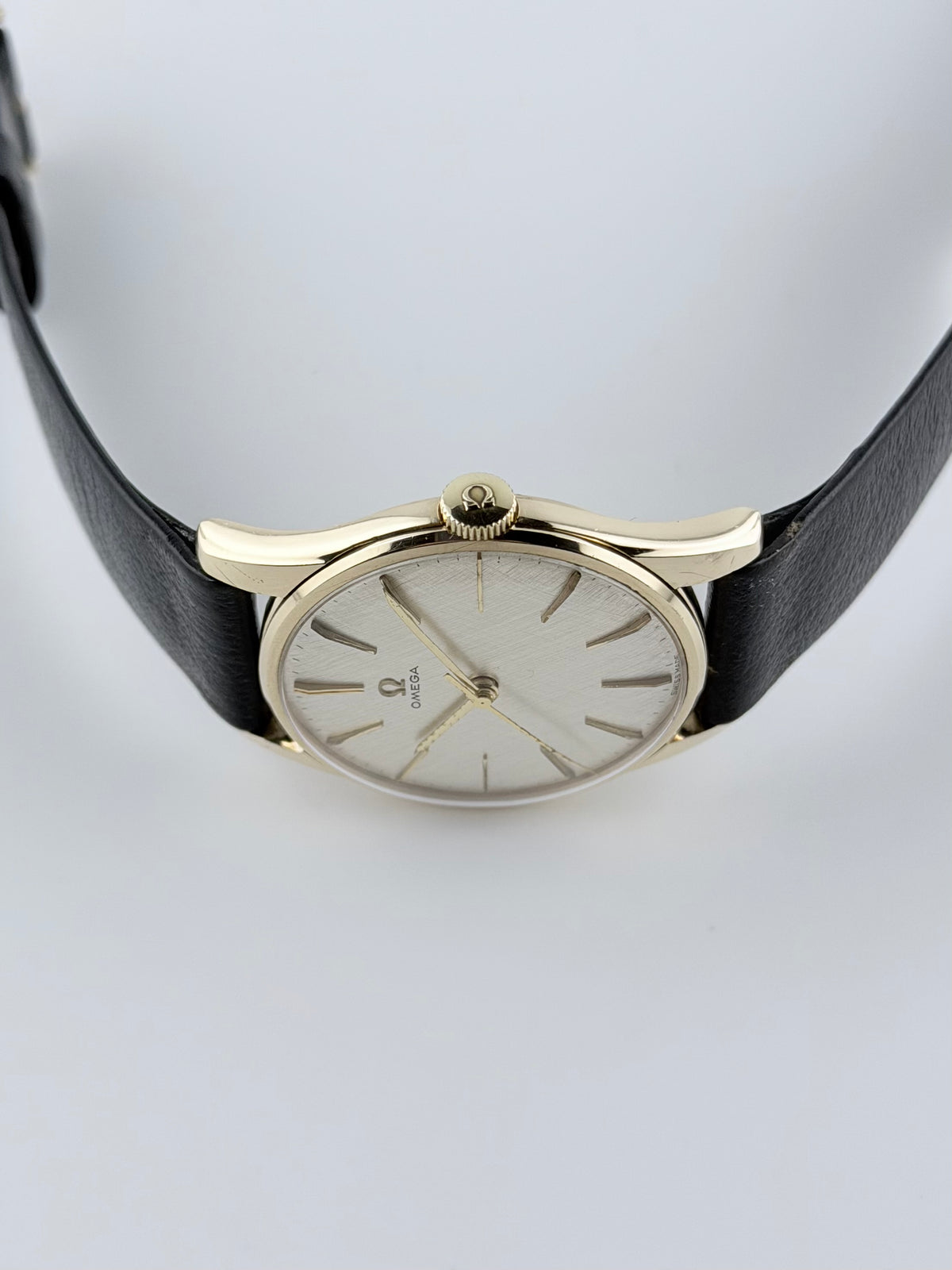 Omega Manual Wind 9ct Gold - ALD 1315405 - Linen Dial