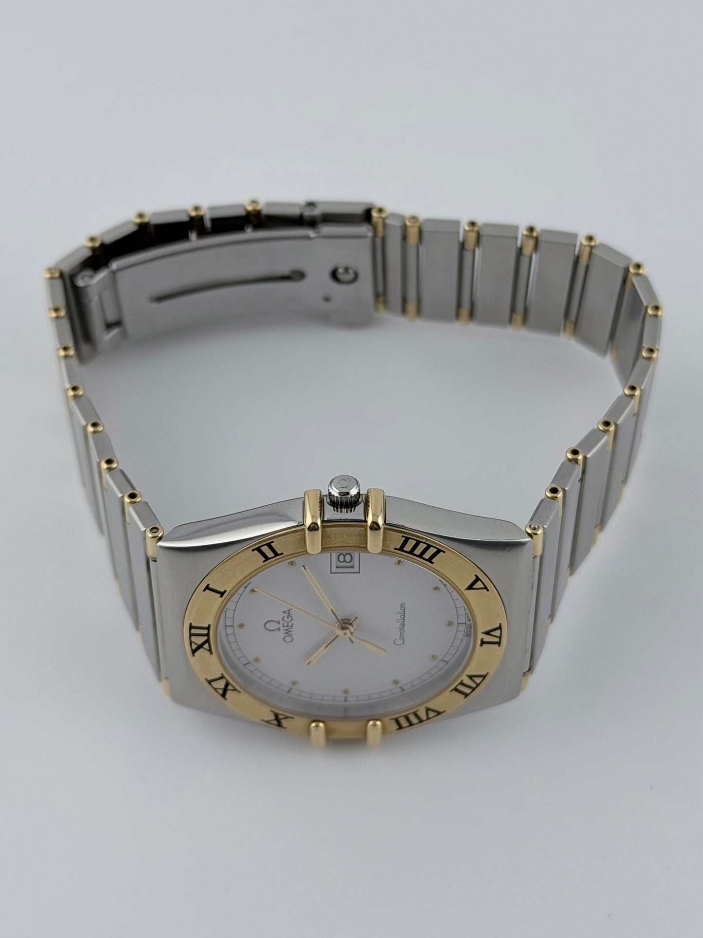 Omega Constellation Quartz Date 396.1070.1 - Stainless steel and 18k Gold - Near mint