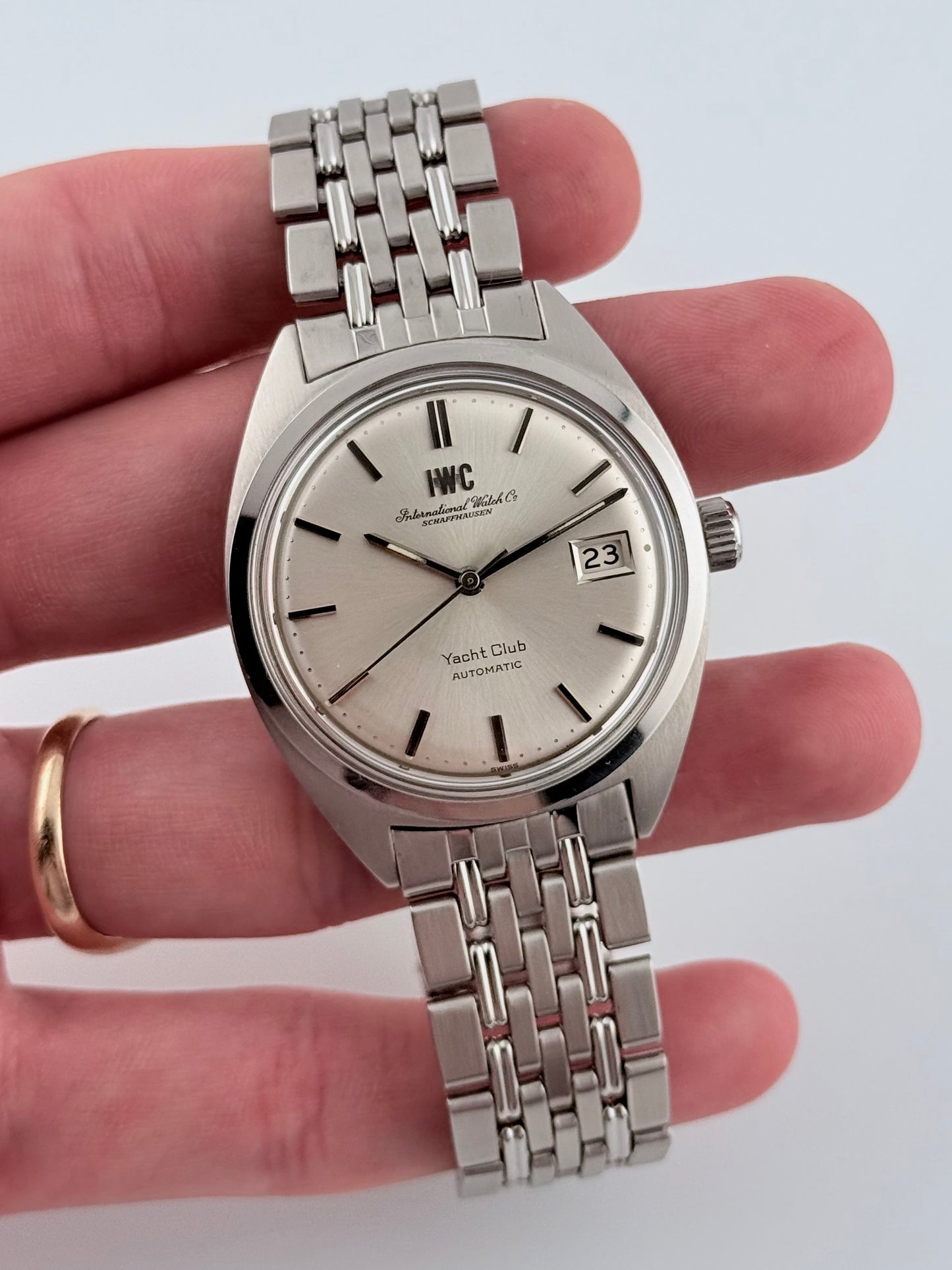 IWC Shaffhausen Automatic Date - Fish Crown - Yacht Club Edition