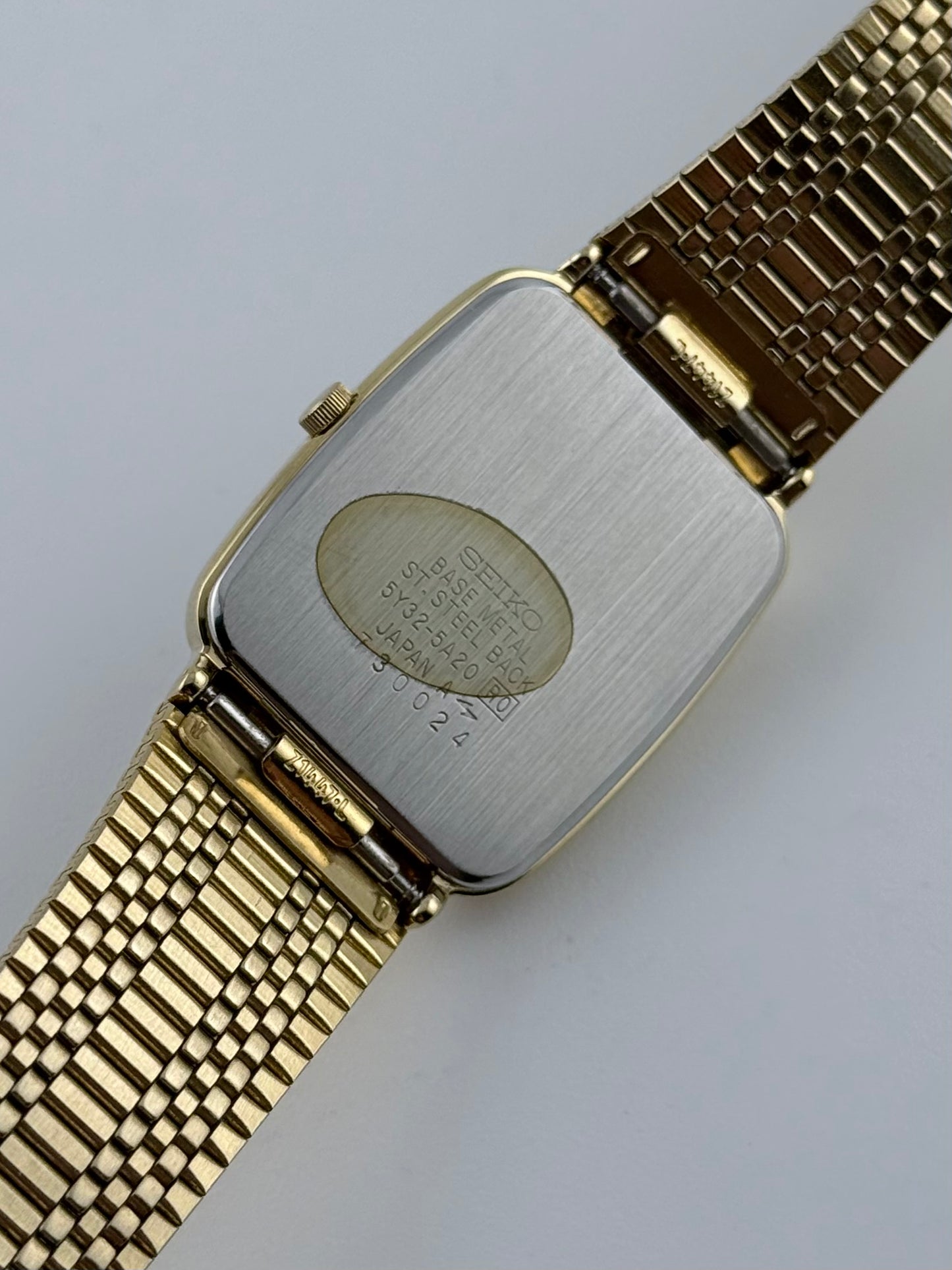Seiko Tank Quartz 5Y32-5A20 with Box