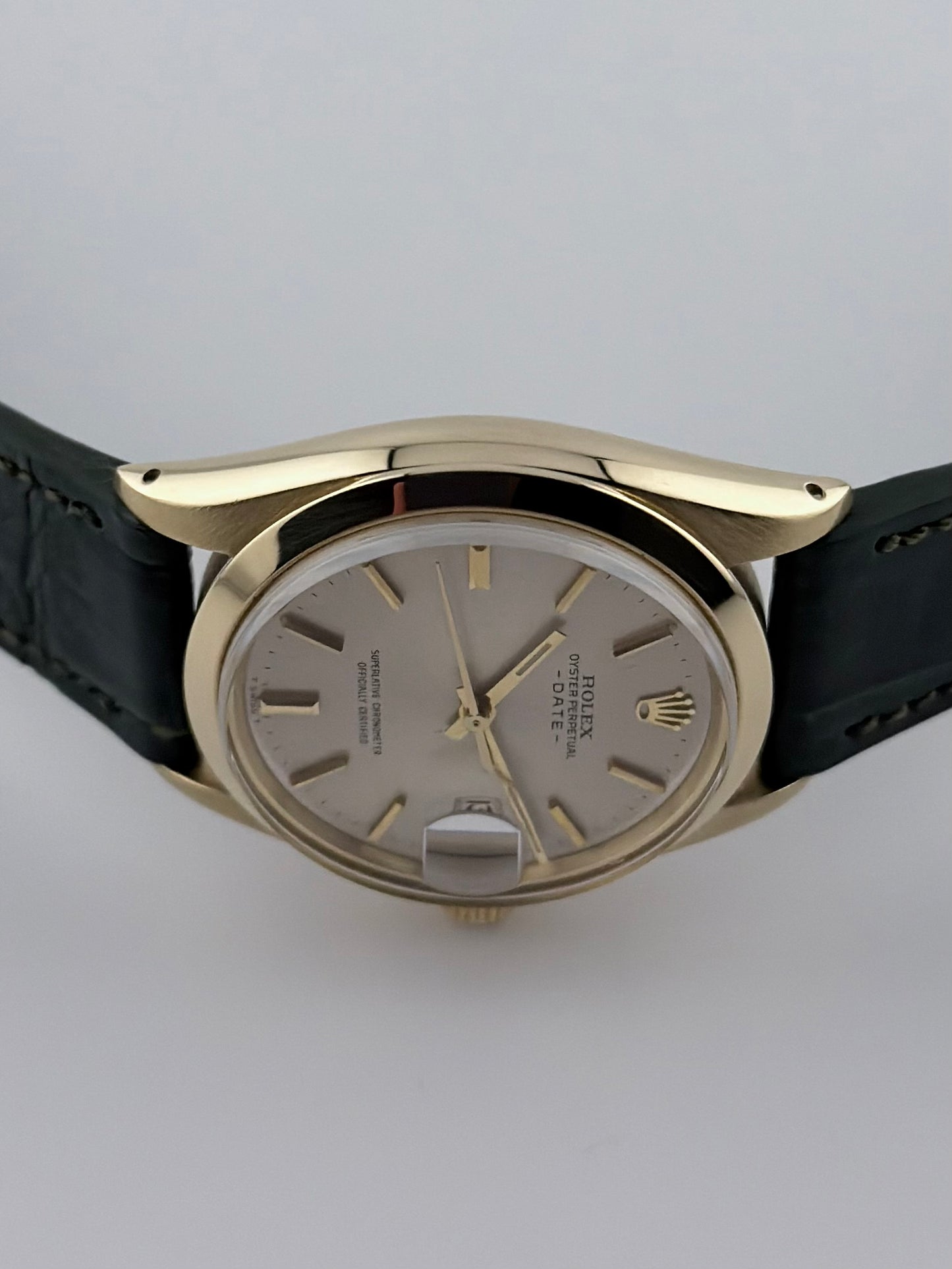 Rolex Oyster Perpetual Date Automatic - 1500/7 14ct Gold