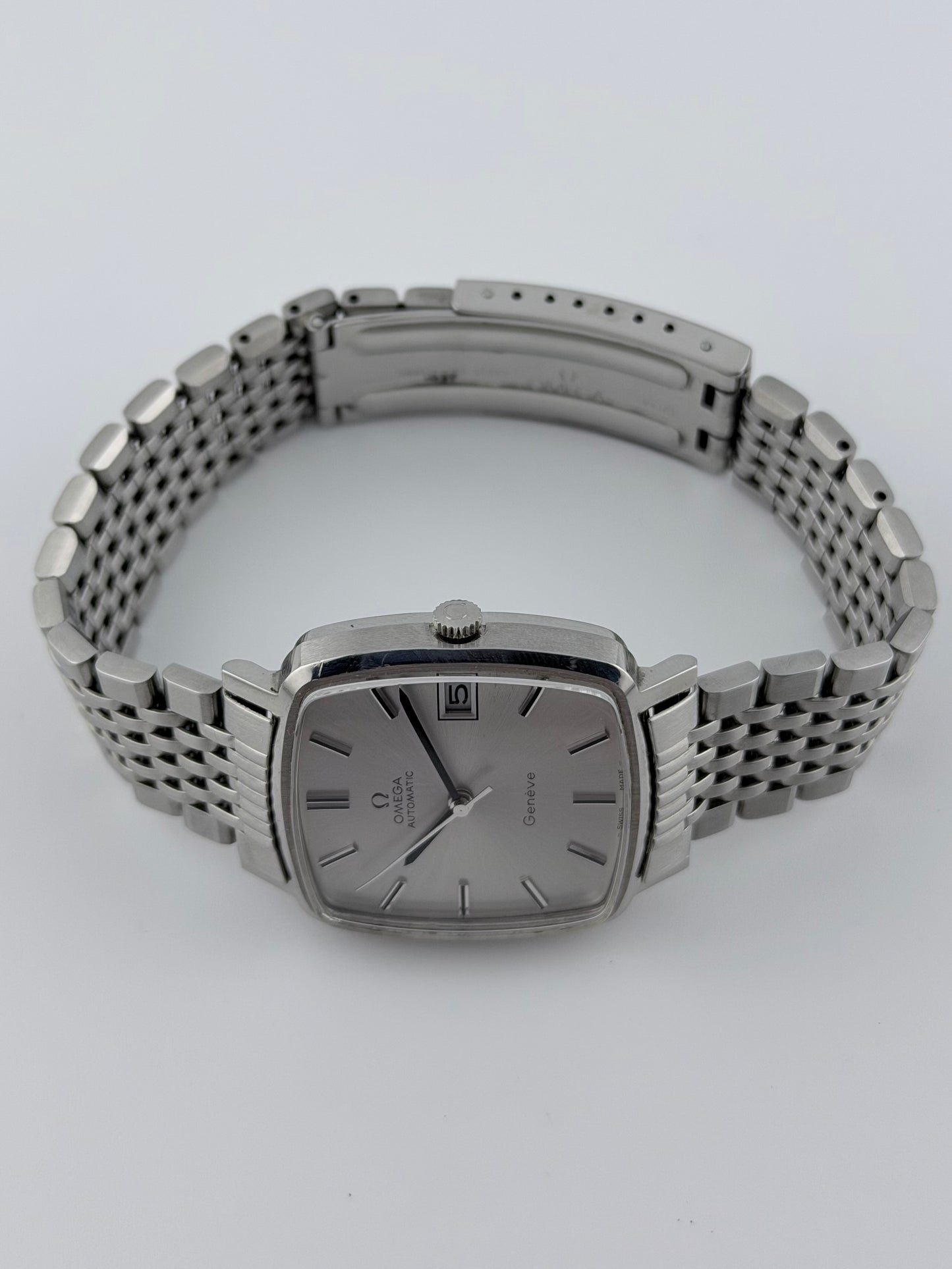 Omega Geneve Automatic Date 162.0060 - Box and Papers