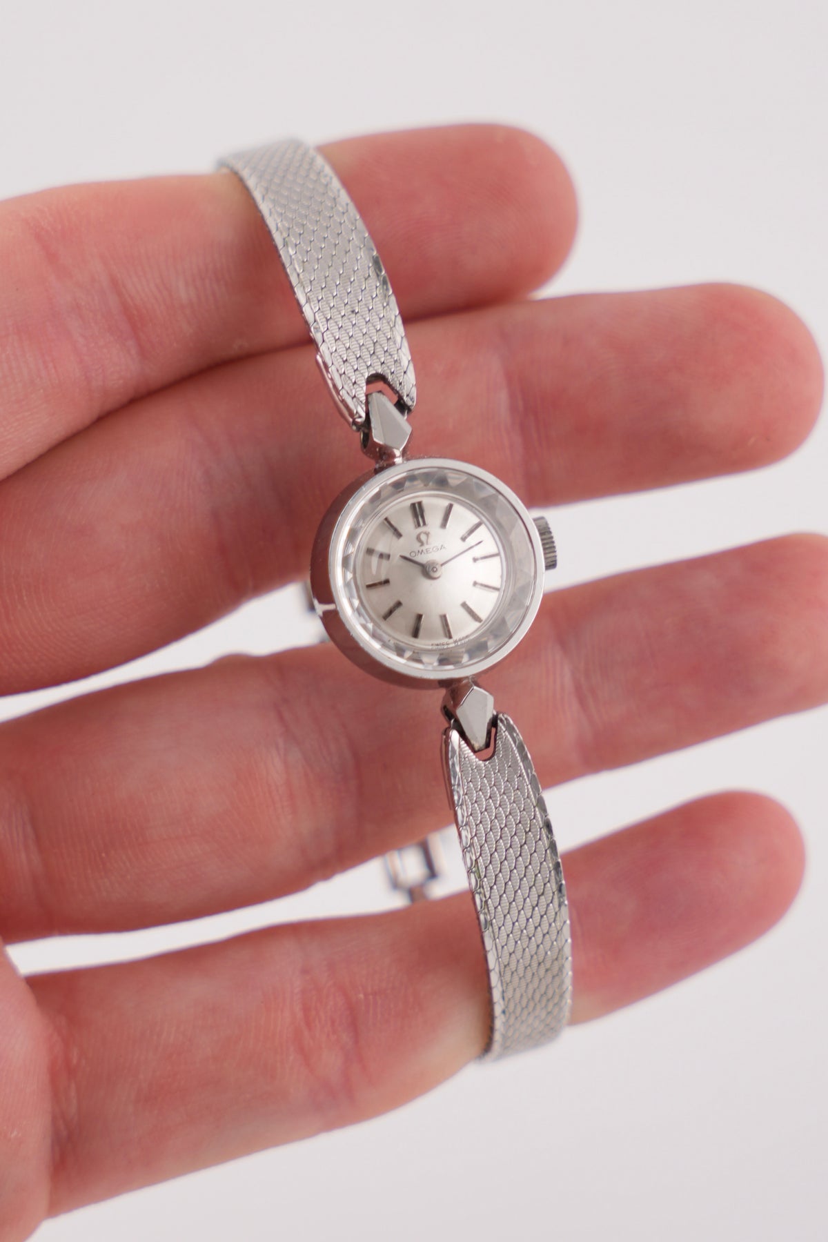 Omega De Ville Ladies Manual Wind 511.167 - Papers - Exceptional Condition