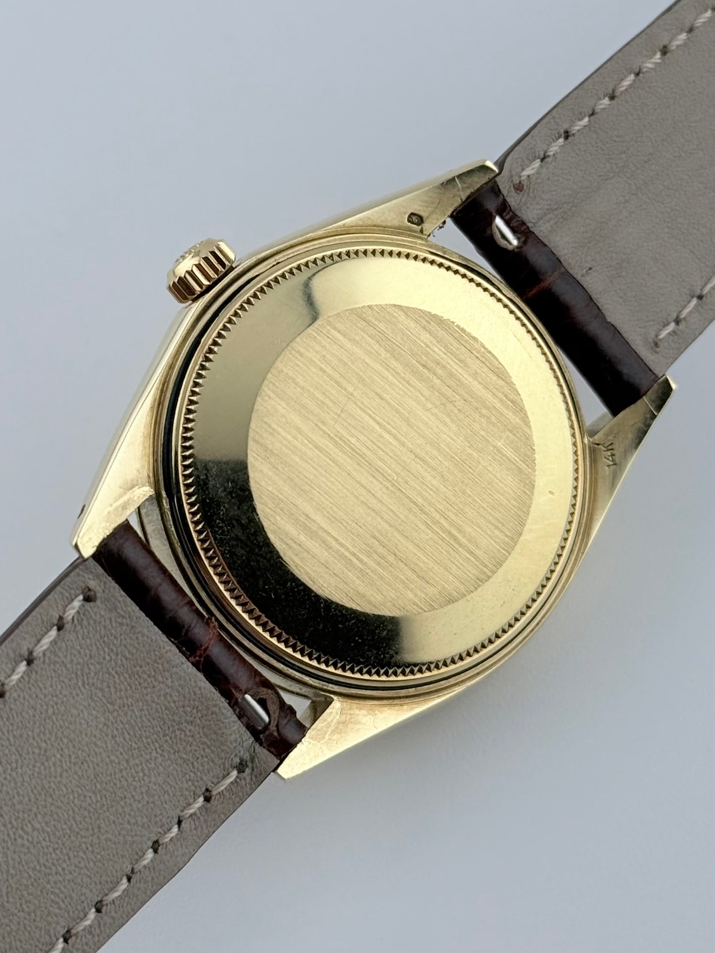 Rolex Oyster Perpetual Date Automatic - 1512 - Zephyr Dial - Solid 14ct Gold - Box and Papers