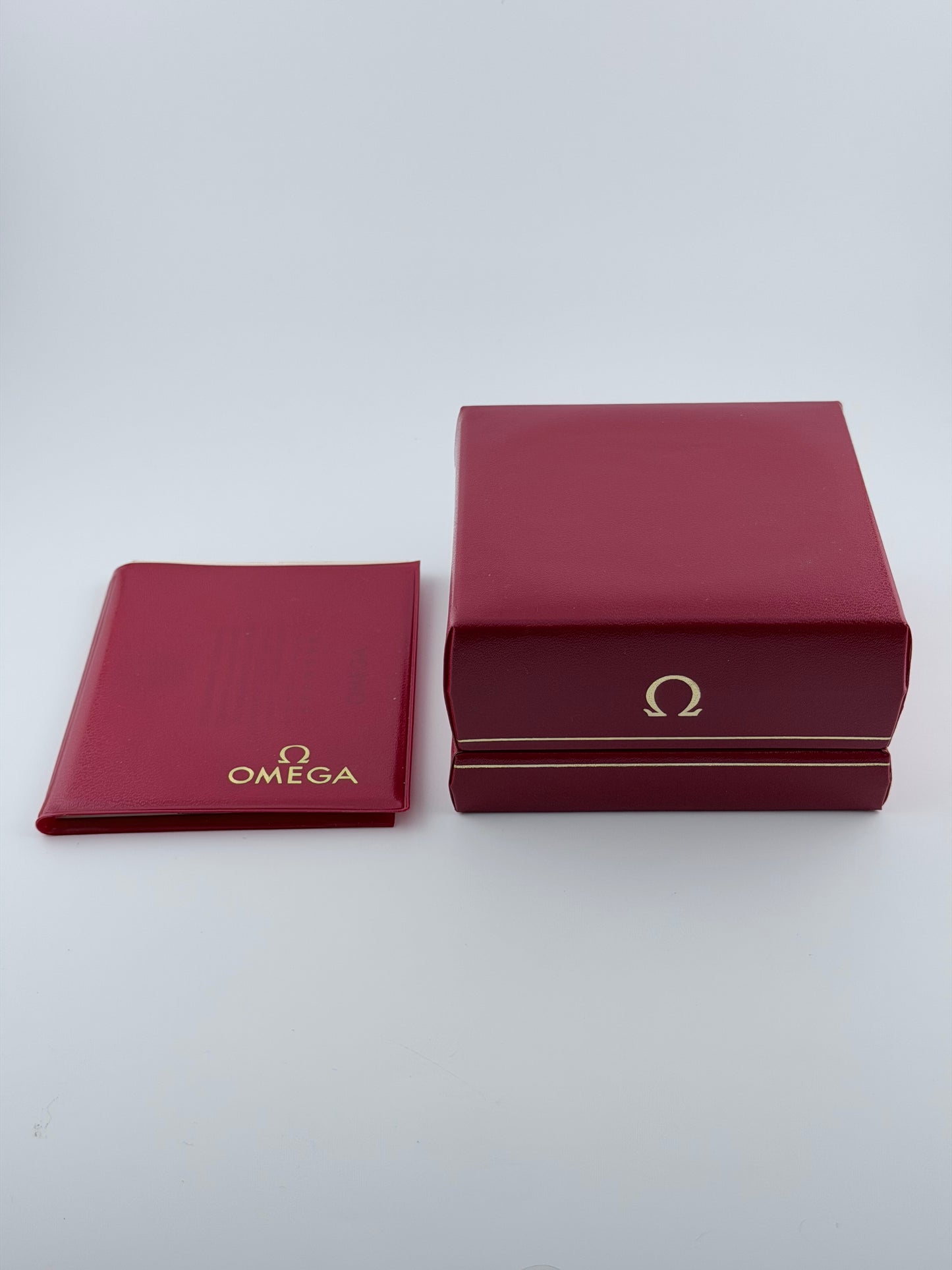 Omega Geneve Manual Wind 131.019 - Complete Set! - Box, Wallet, Papers
