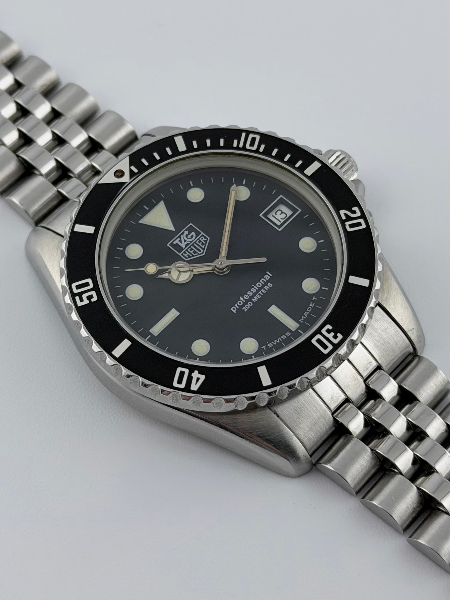 Tag Heuer Professional 1000 Quartz Date 200m 980.013B