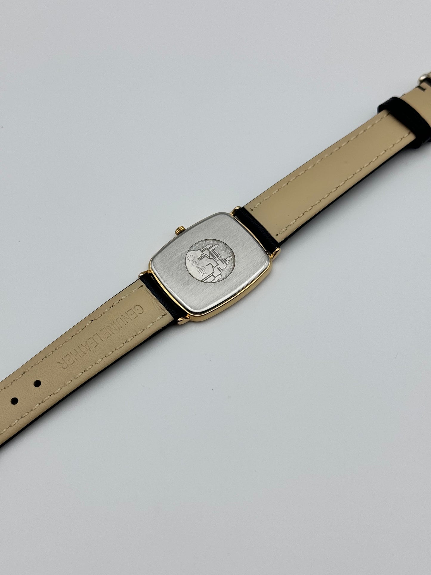 Omega De Ville Tank Quartz 195.0076.2
