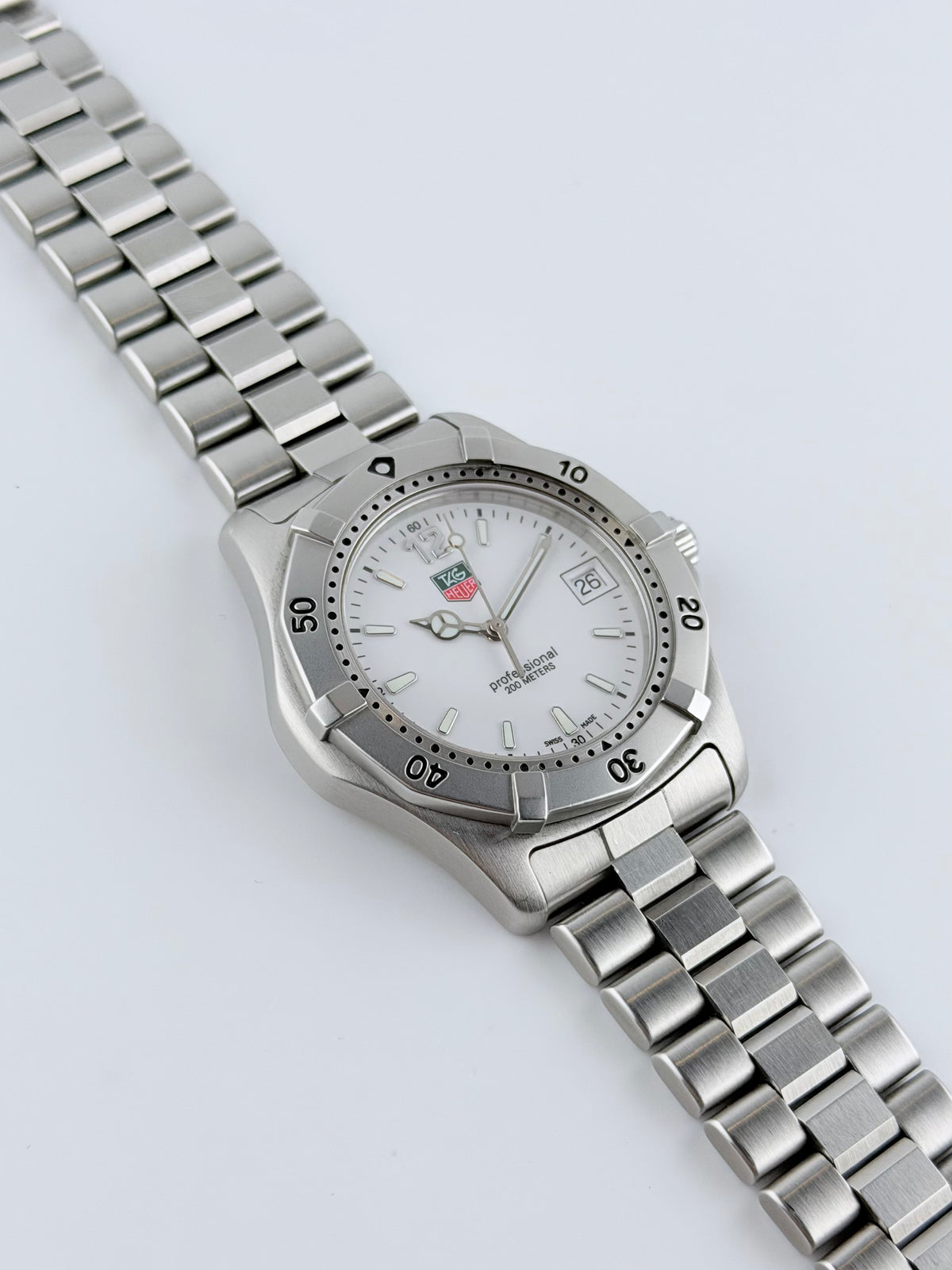 Tag Heuer Professional 200m Quartz Date - WK1111-0