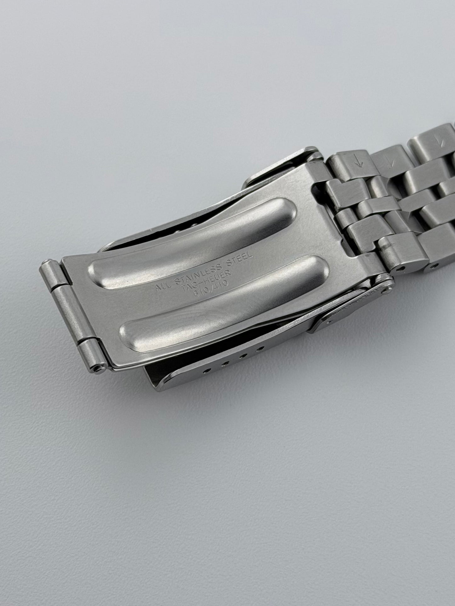 Tag Heuer Professional 200m Quartz Date - WD1214-D0-1 - Blue